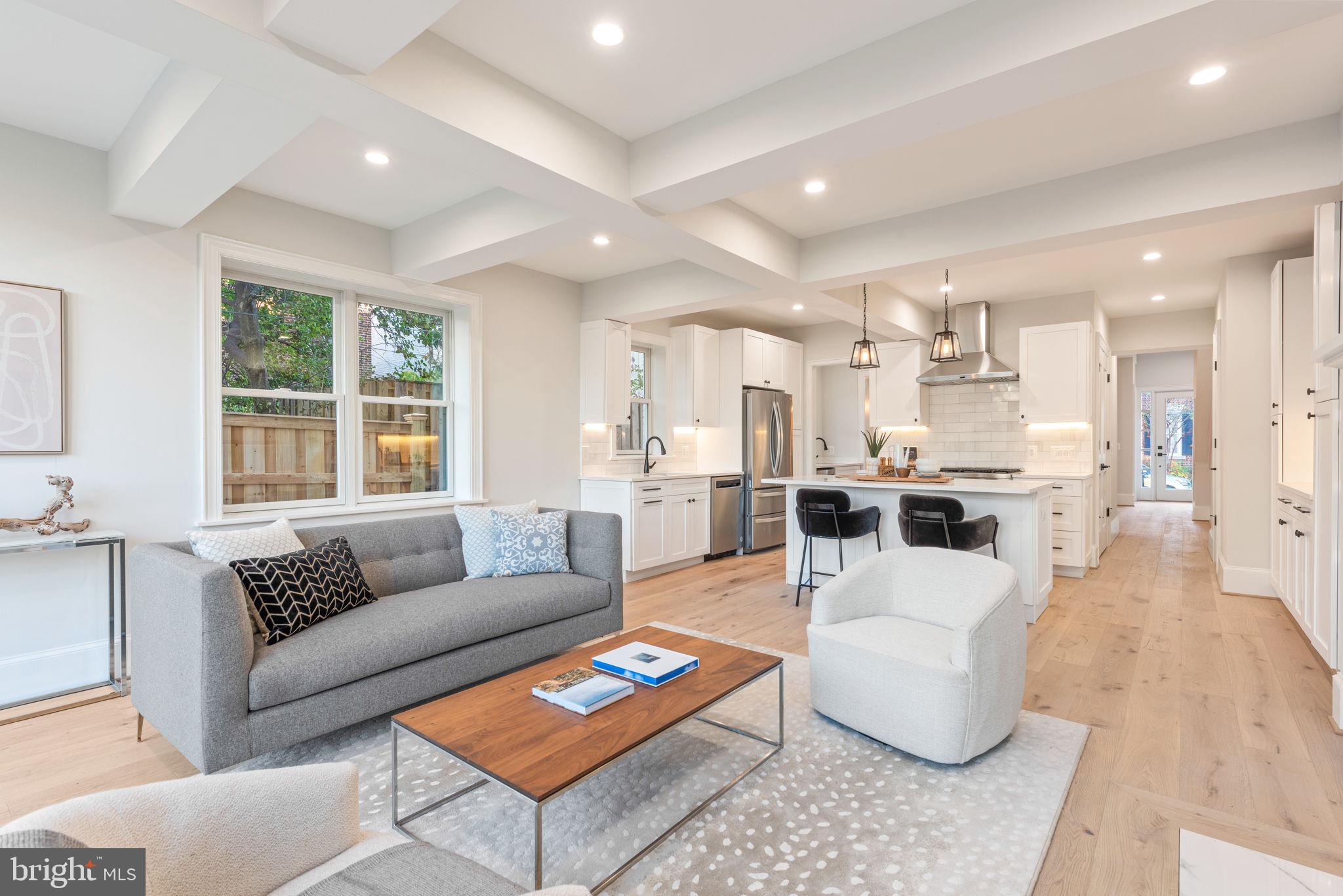 OLD TOWN ALEXANDRIA - Residential