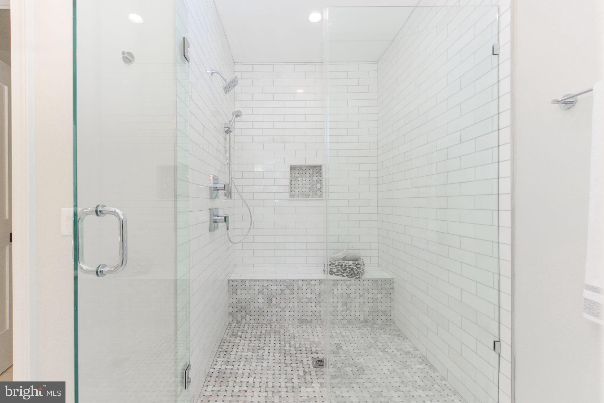 OLD TOWN ALEXANDRIA - Residential