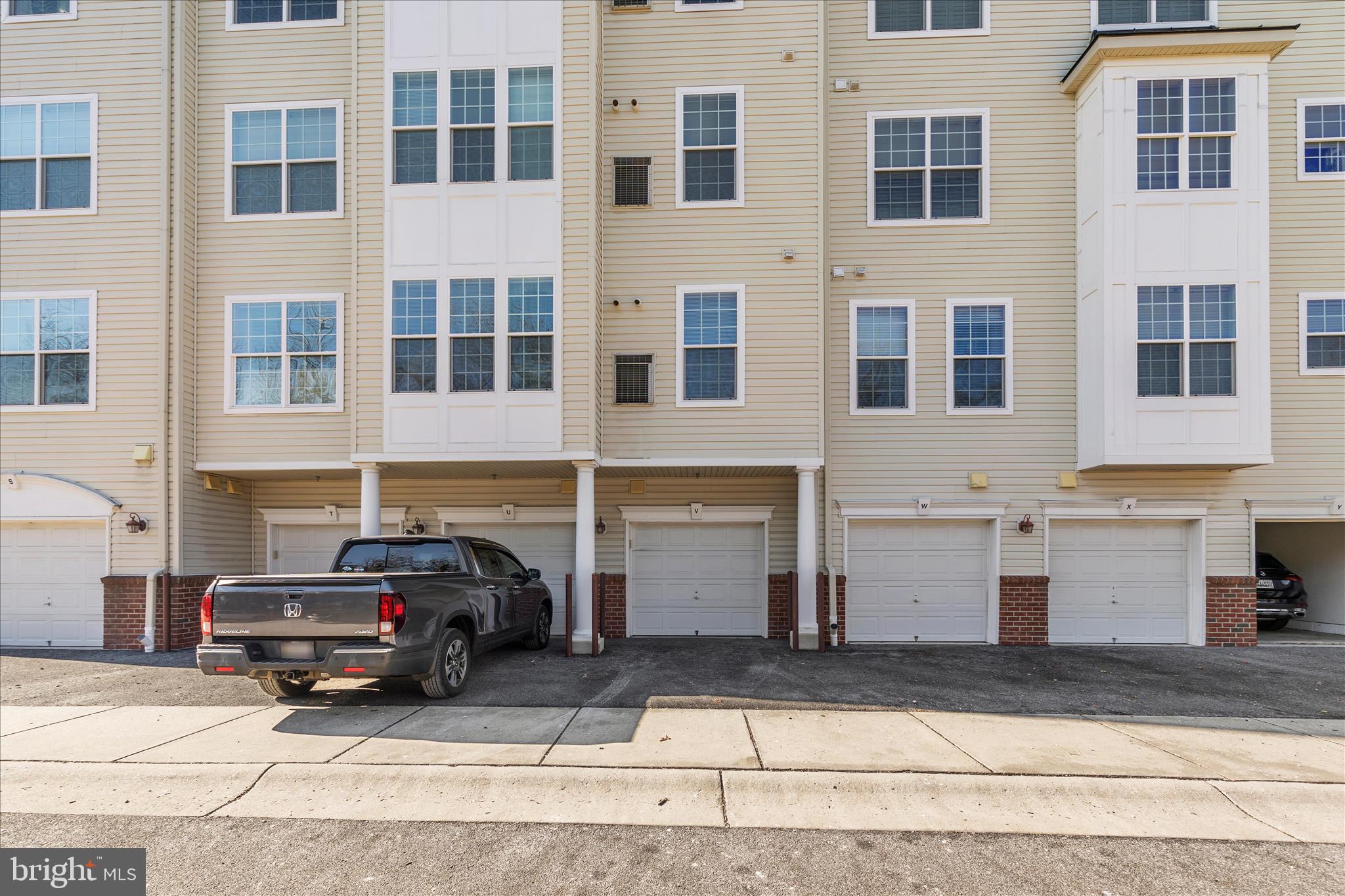 GATHERINGS AT JEFFERSON PLACE - Residential