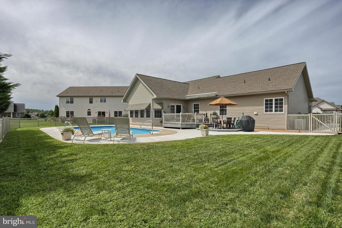 EAST EVERGREEN ESTATES - Residential
