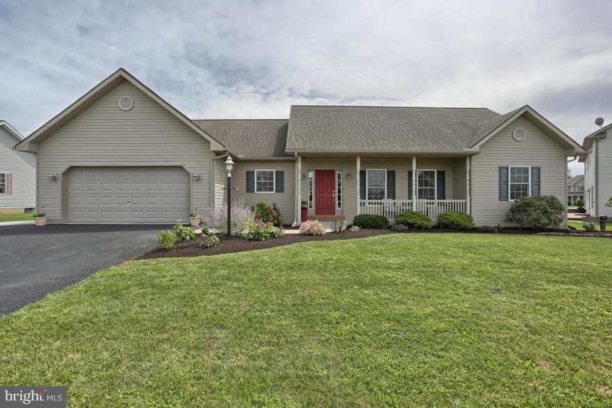 This home has incredible upgrades including an absolute gourmet kitchen w/top of the line granite, cabinets and appliances. 9' ceiling in master bedroom suite with luxury bath & walk in closet with California closet organizer. Cherry hardwood floors and Dura ceramic tile. Gorgeous sunroom and fantastic outdoor space with salt water in ground pool.  http://www.LebanonOpenHouses.com/