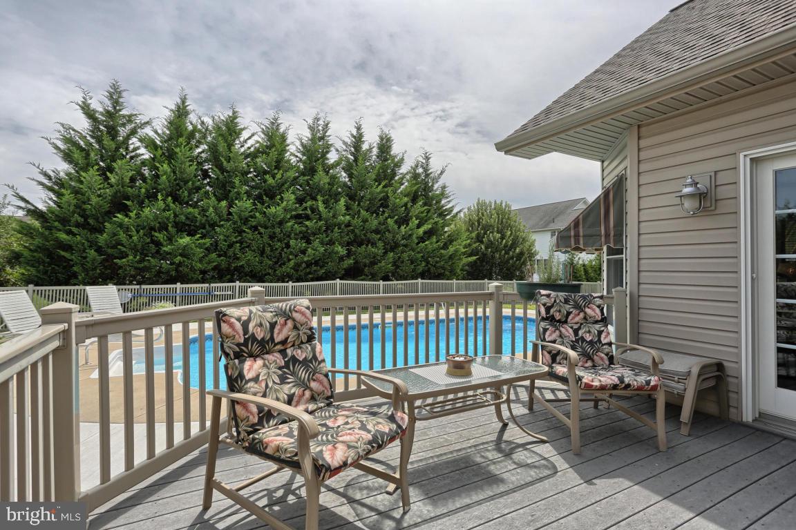 EAST EVERGREEN ESTATES - Residential