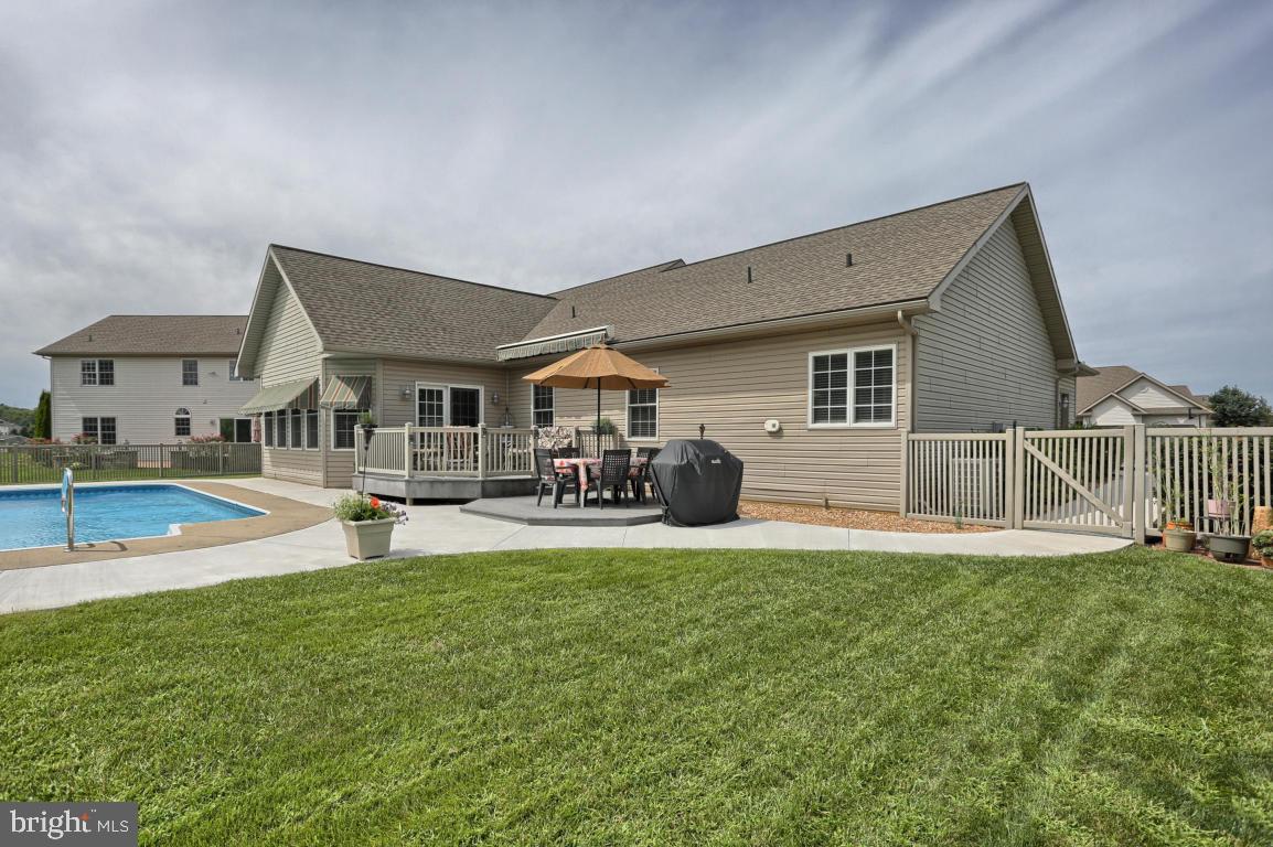 EAST EVERGREEN ESTATES - Residential