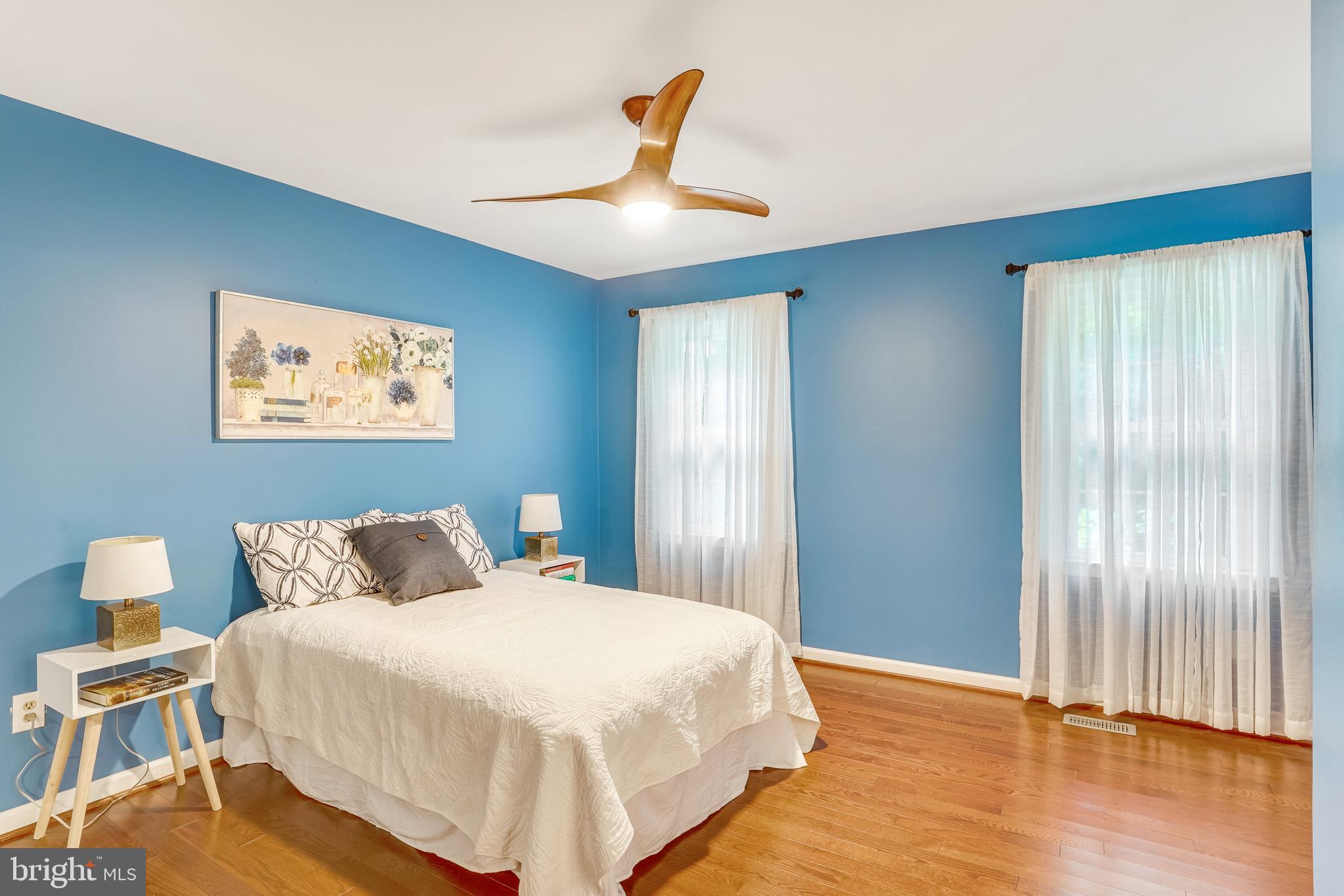 DANBURY FOREST - Residential