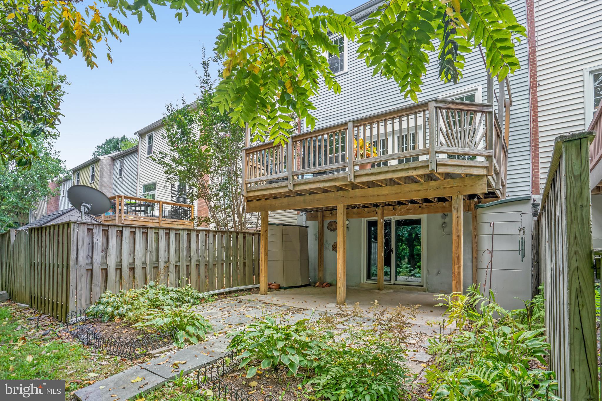 DANBURY FOREST - Residential