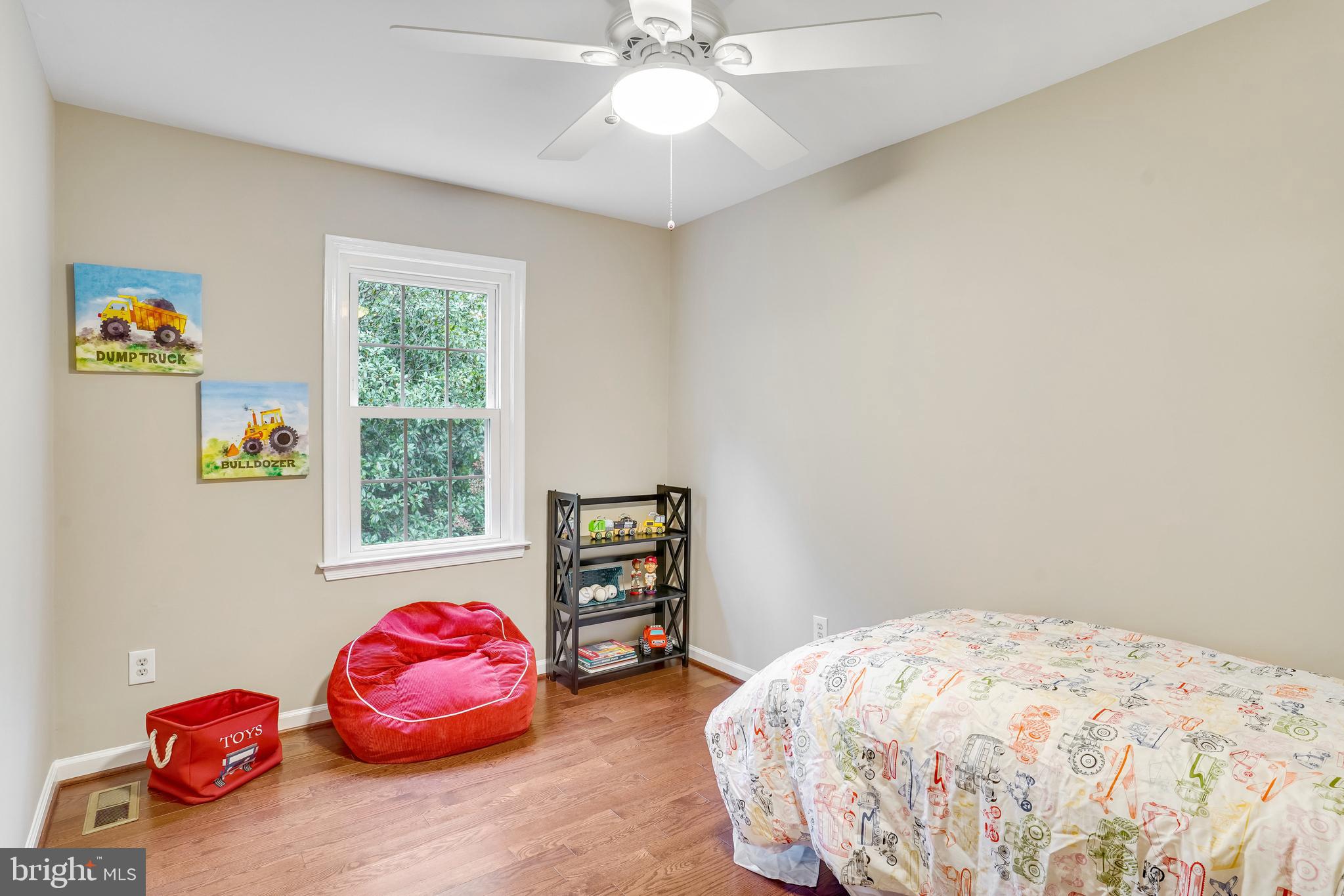 DANBURY FOREST - Residential