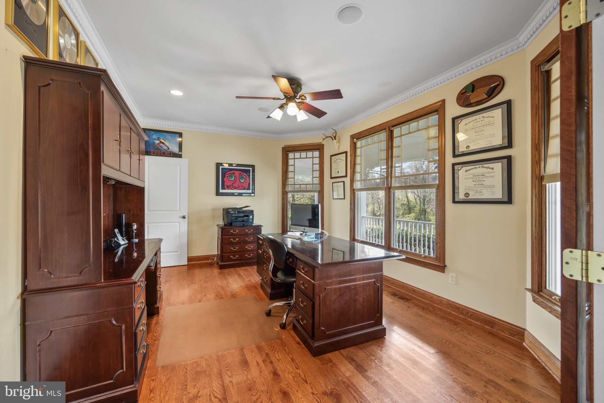 CASTLES RISING - Residential