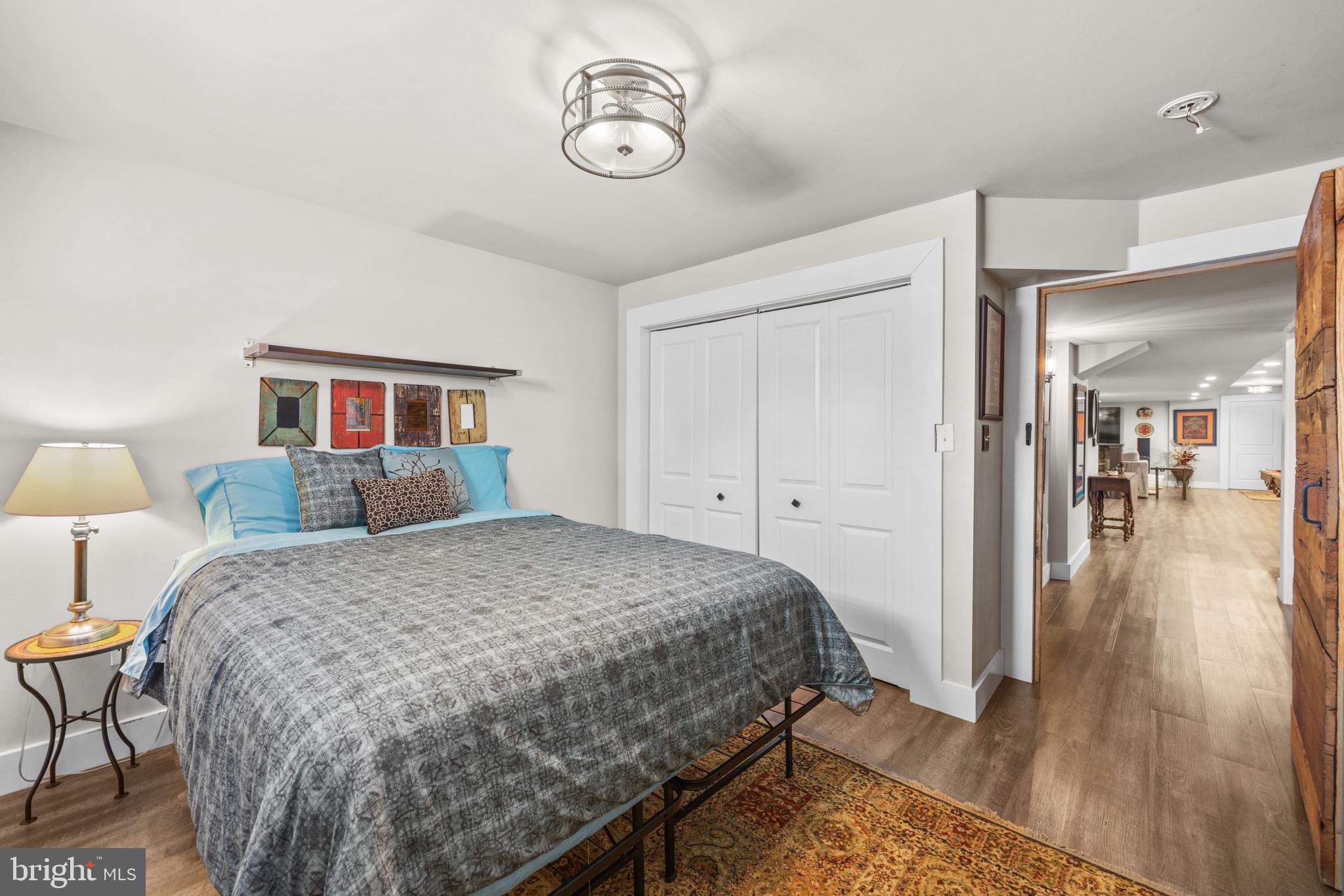 CASTLES RISING - Residential