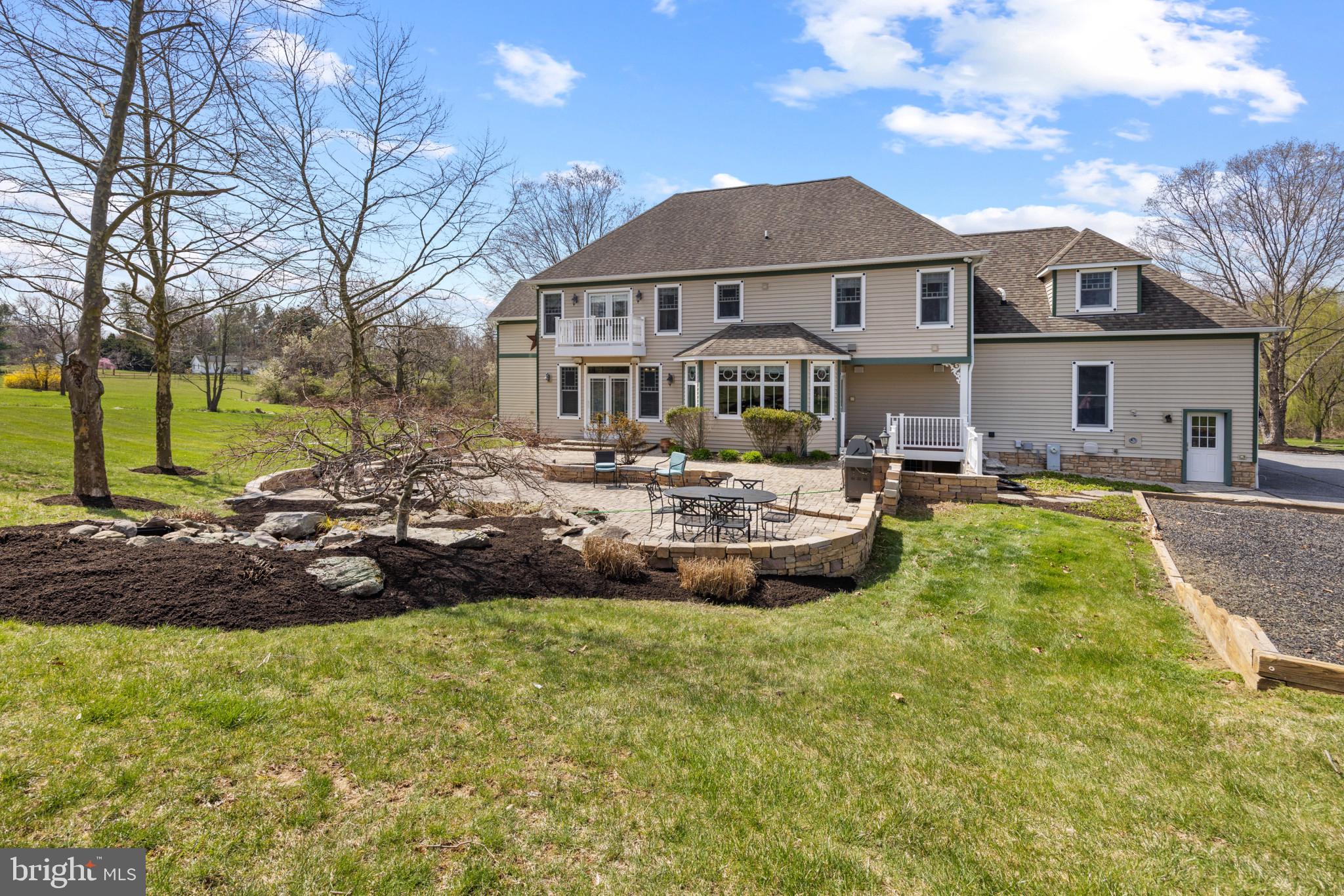 CASTLES RISING - Residential