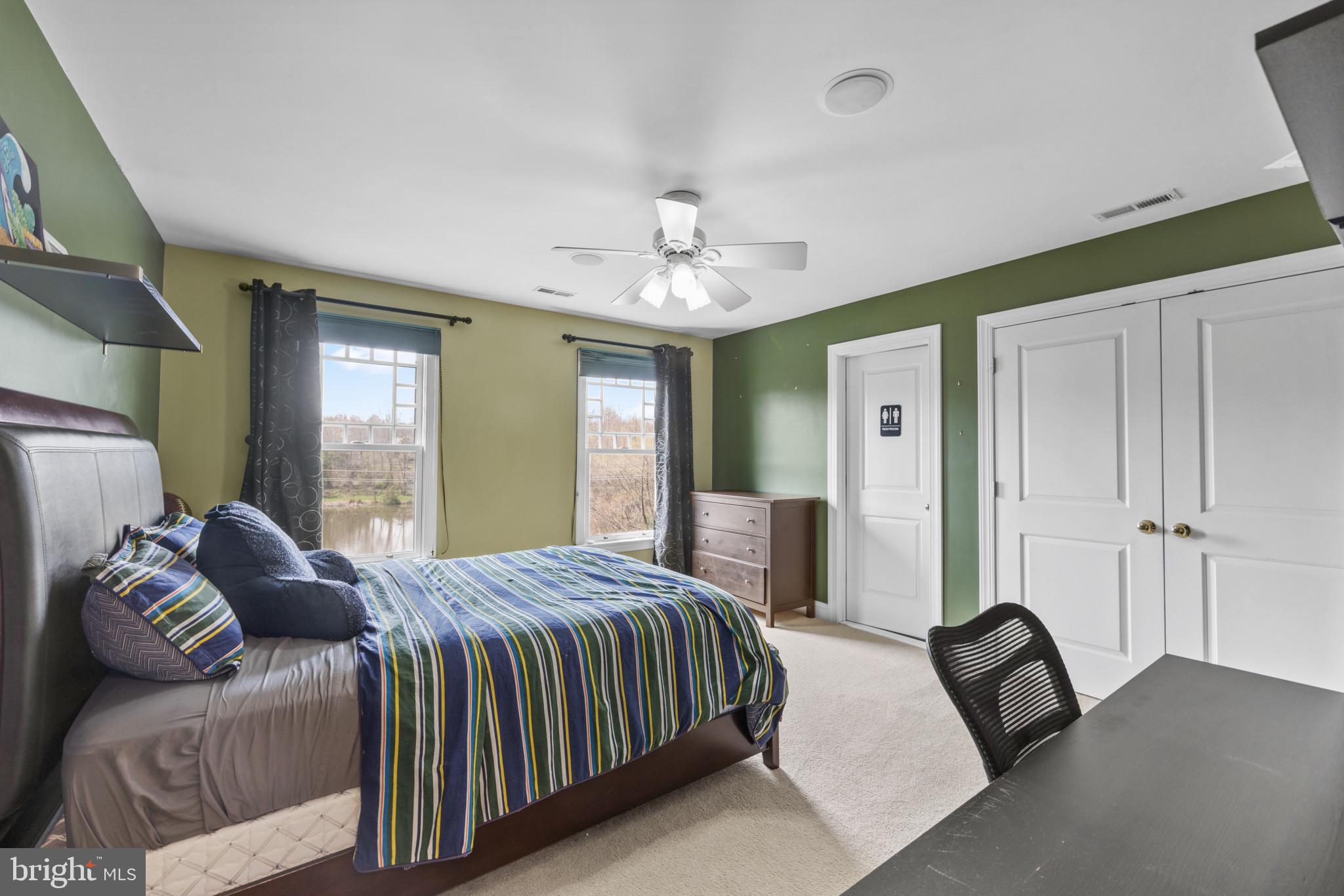 CASTLES RISING - Residential