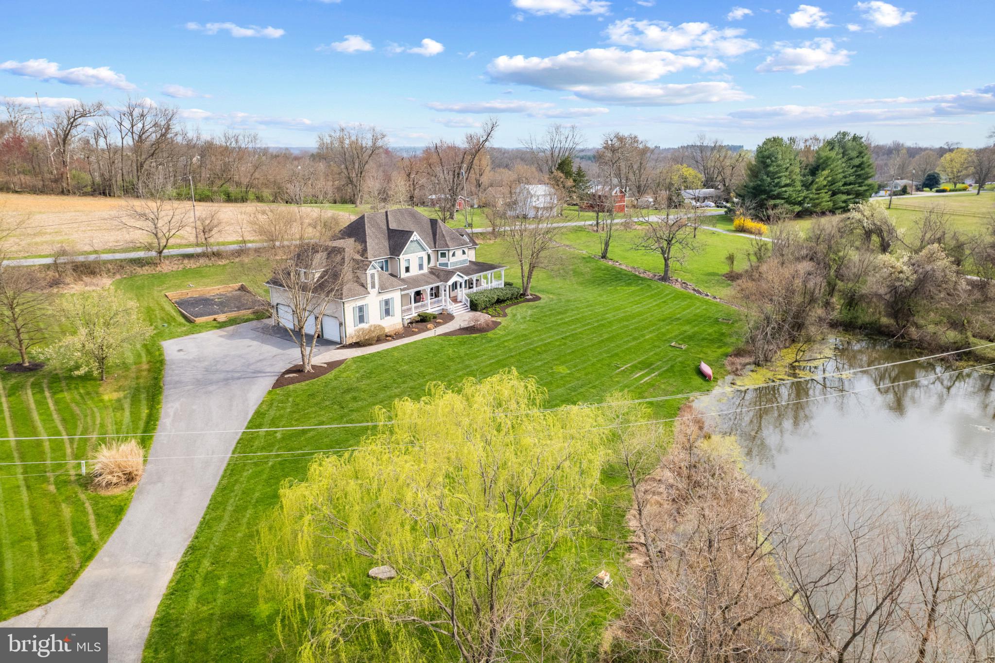 CASTLES RISING - Residential