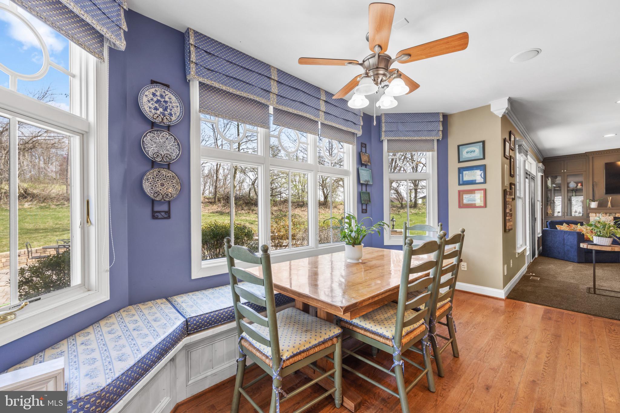 CASTLES RISING - Residential