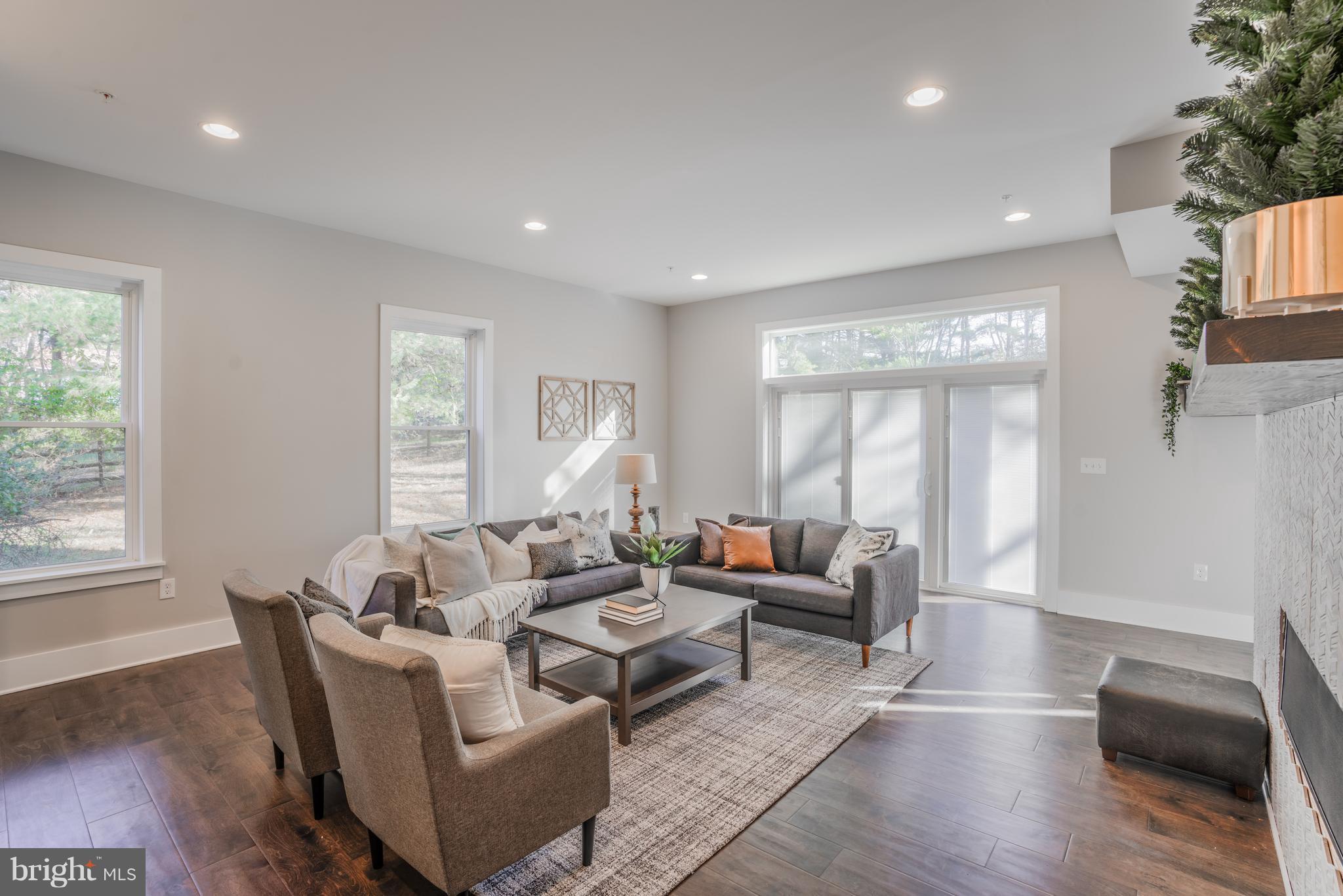 OWINGS MILLS - Residential