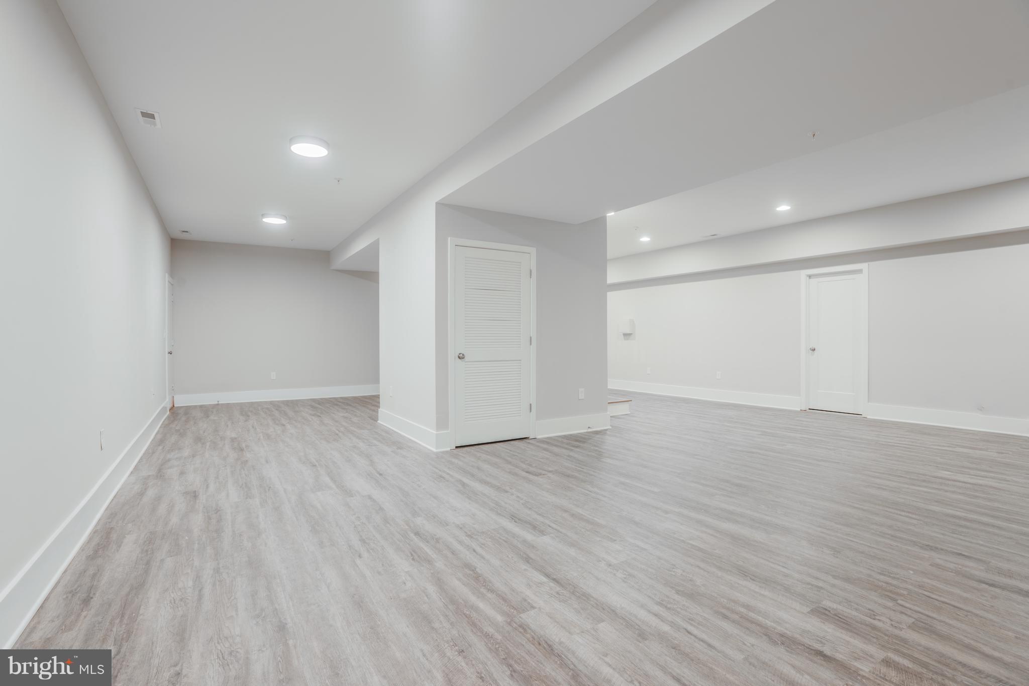 OWINGS MILLS - Residential