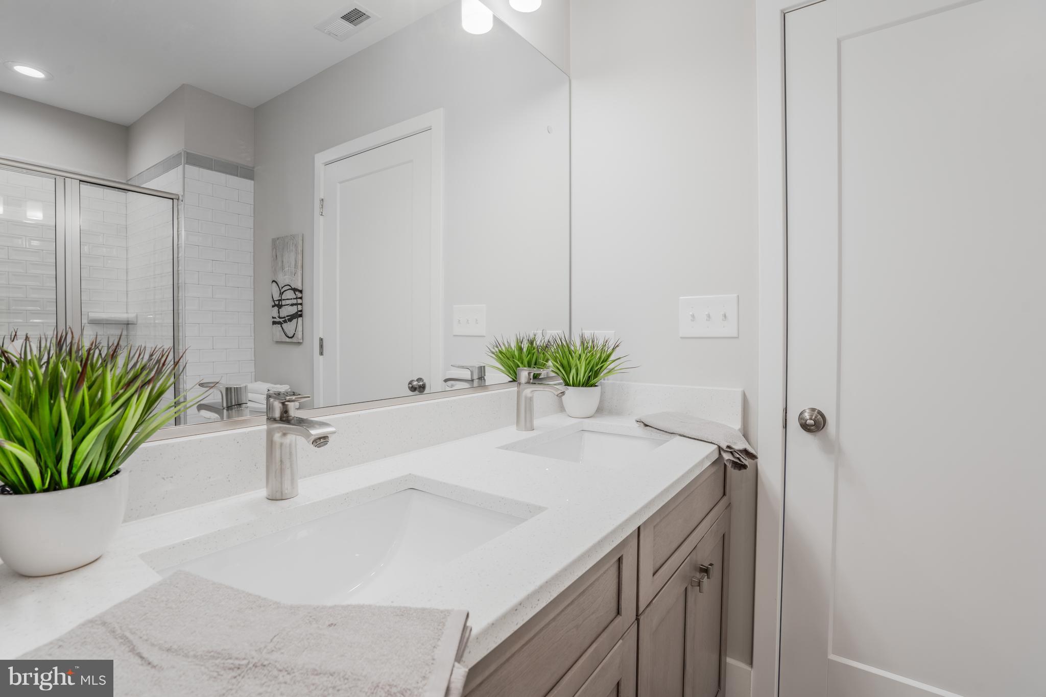 OWINGS MILLS - Residential