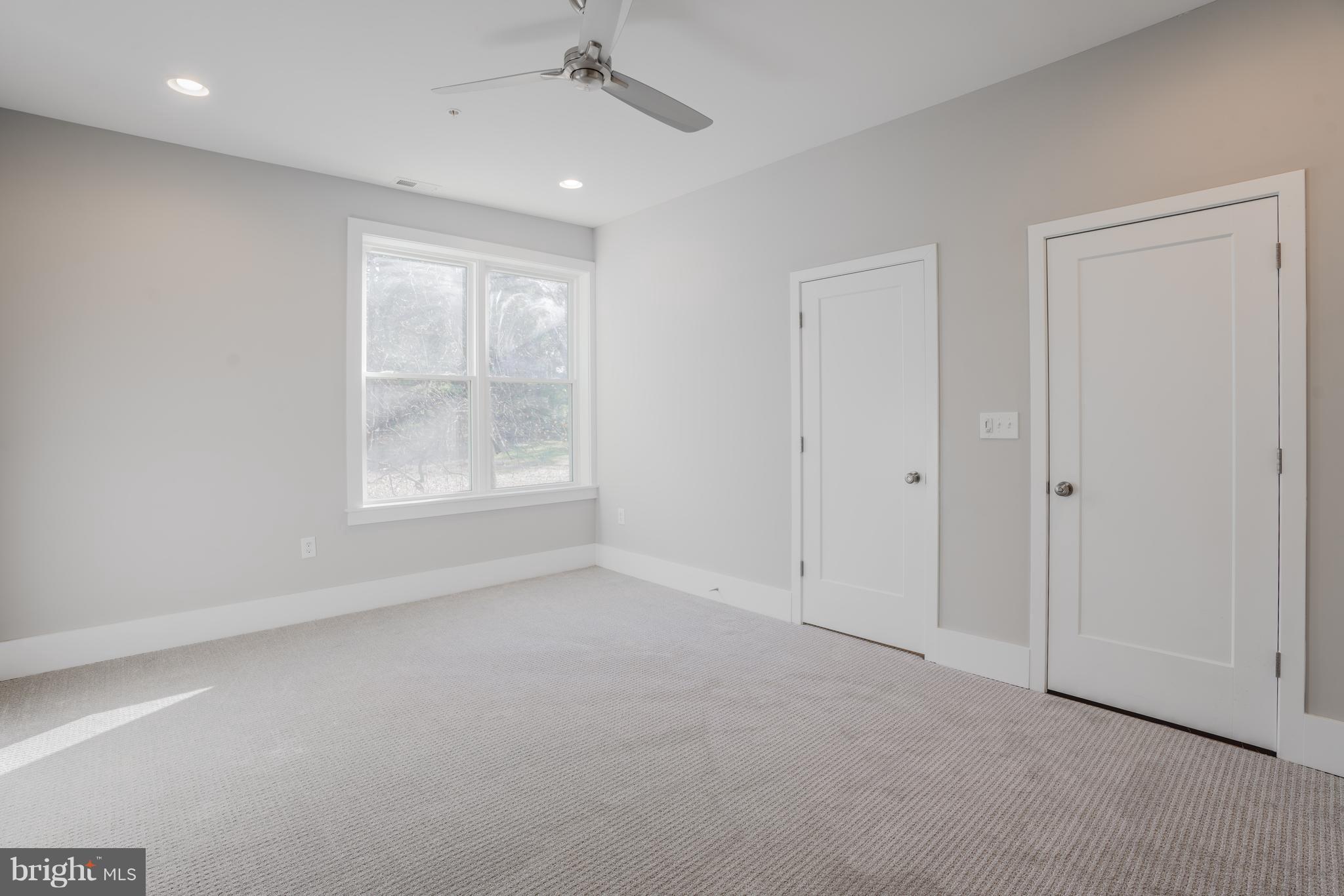 OWINGS MILLS - Residential