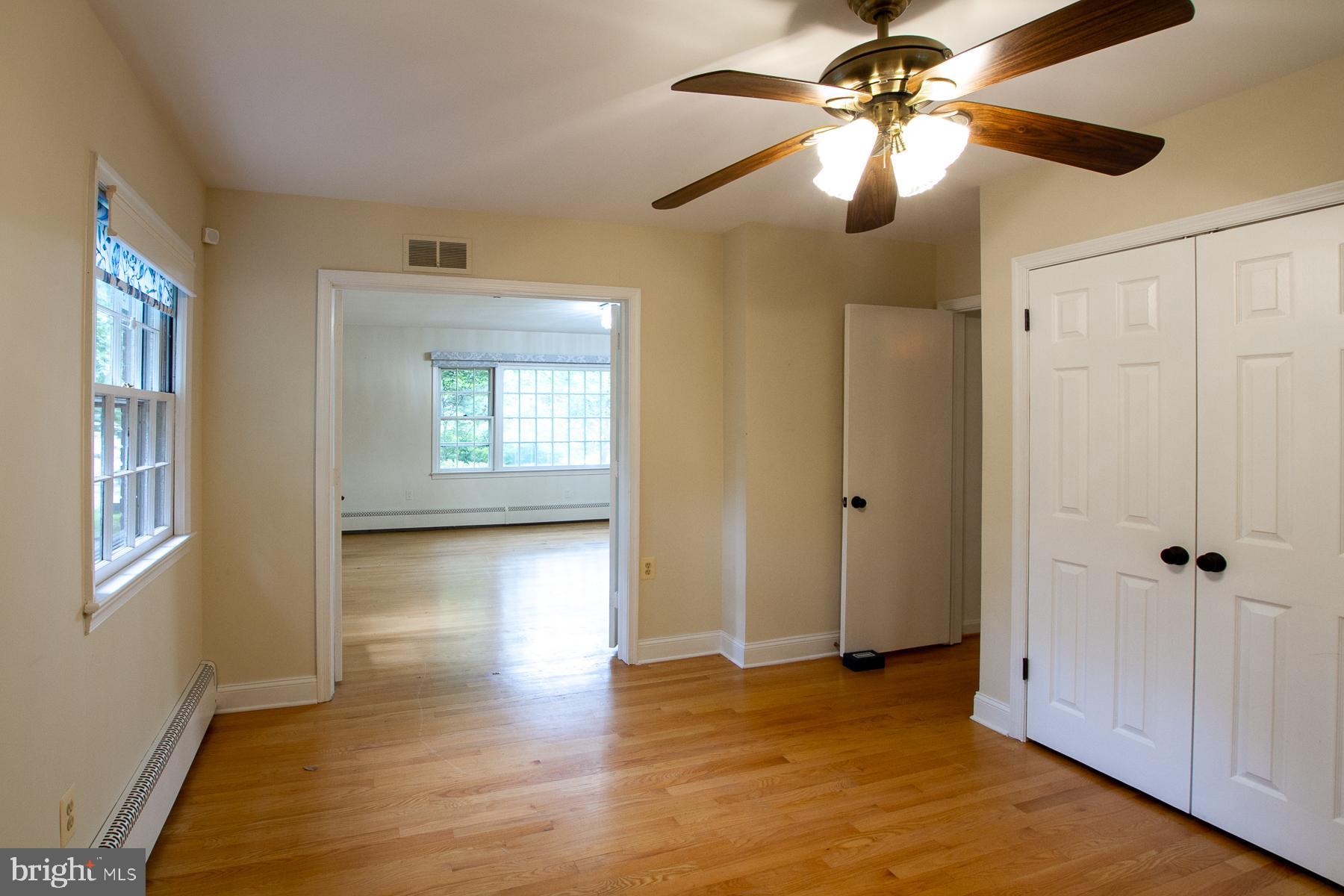 LAKE BARCROFT - Residential Lease