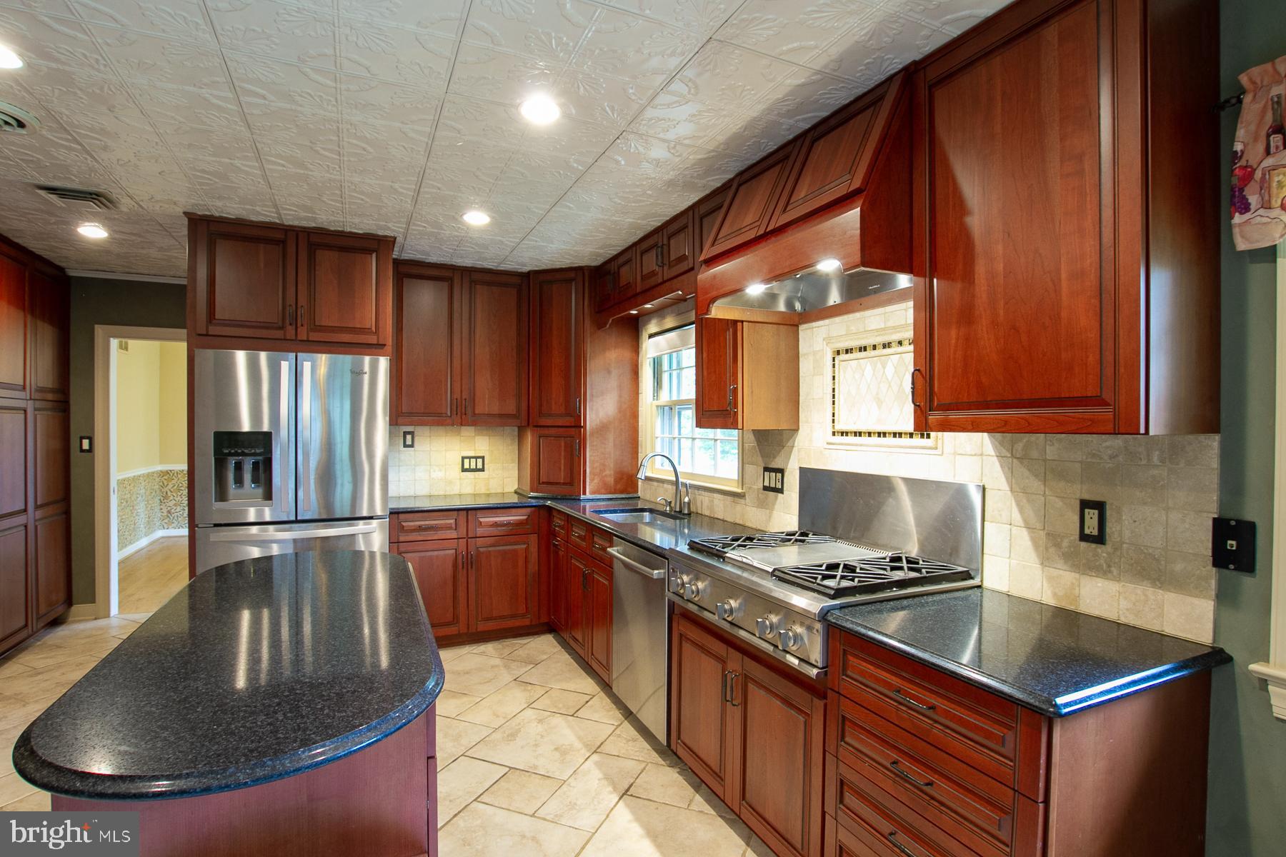 LAKE BARCROFT - Residential Lease