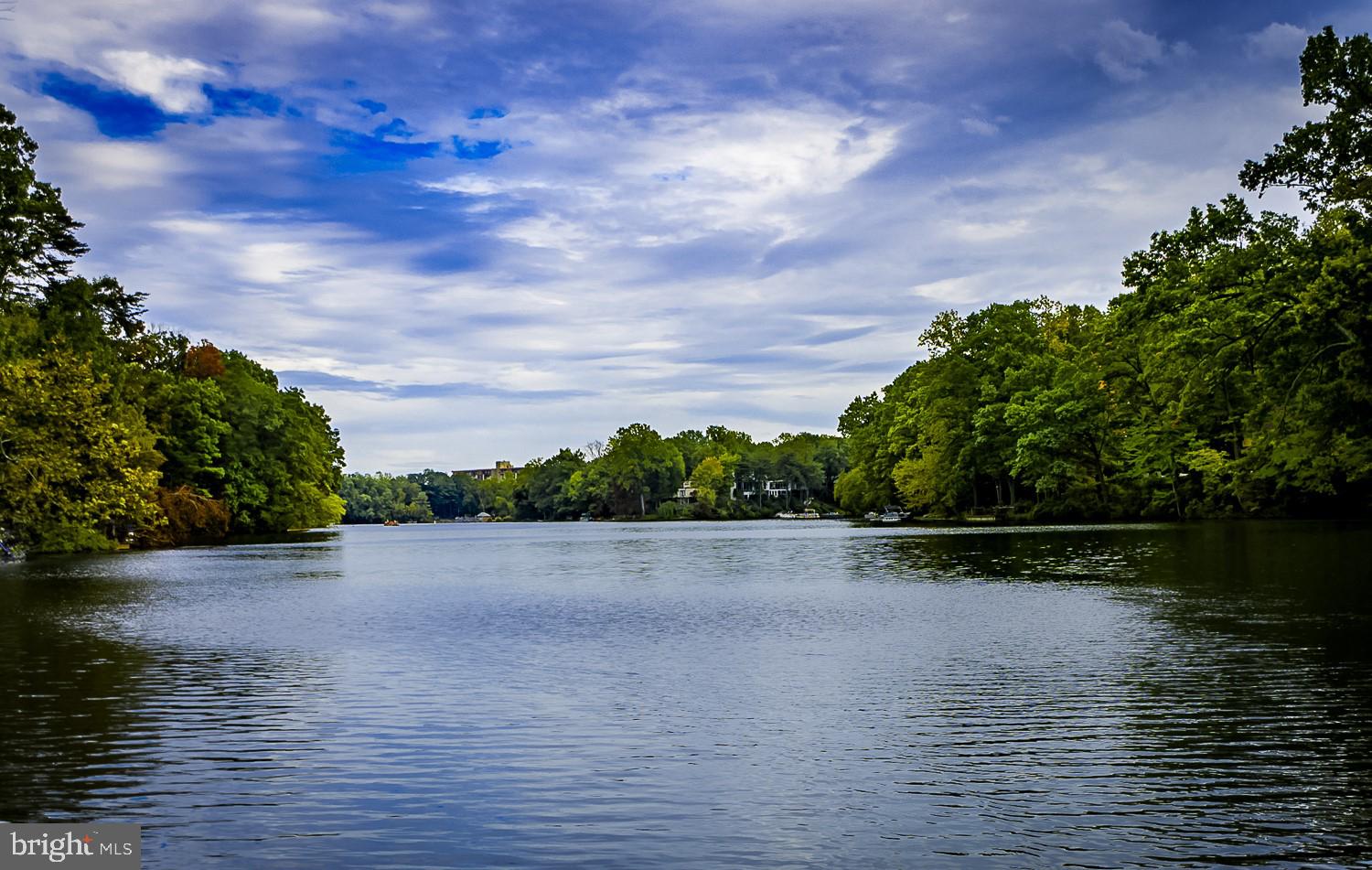 LAKE BARCROFT - Residential Lease