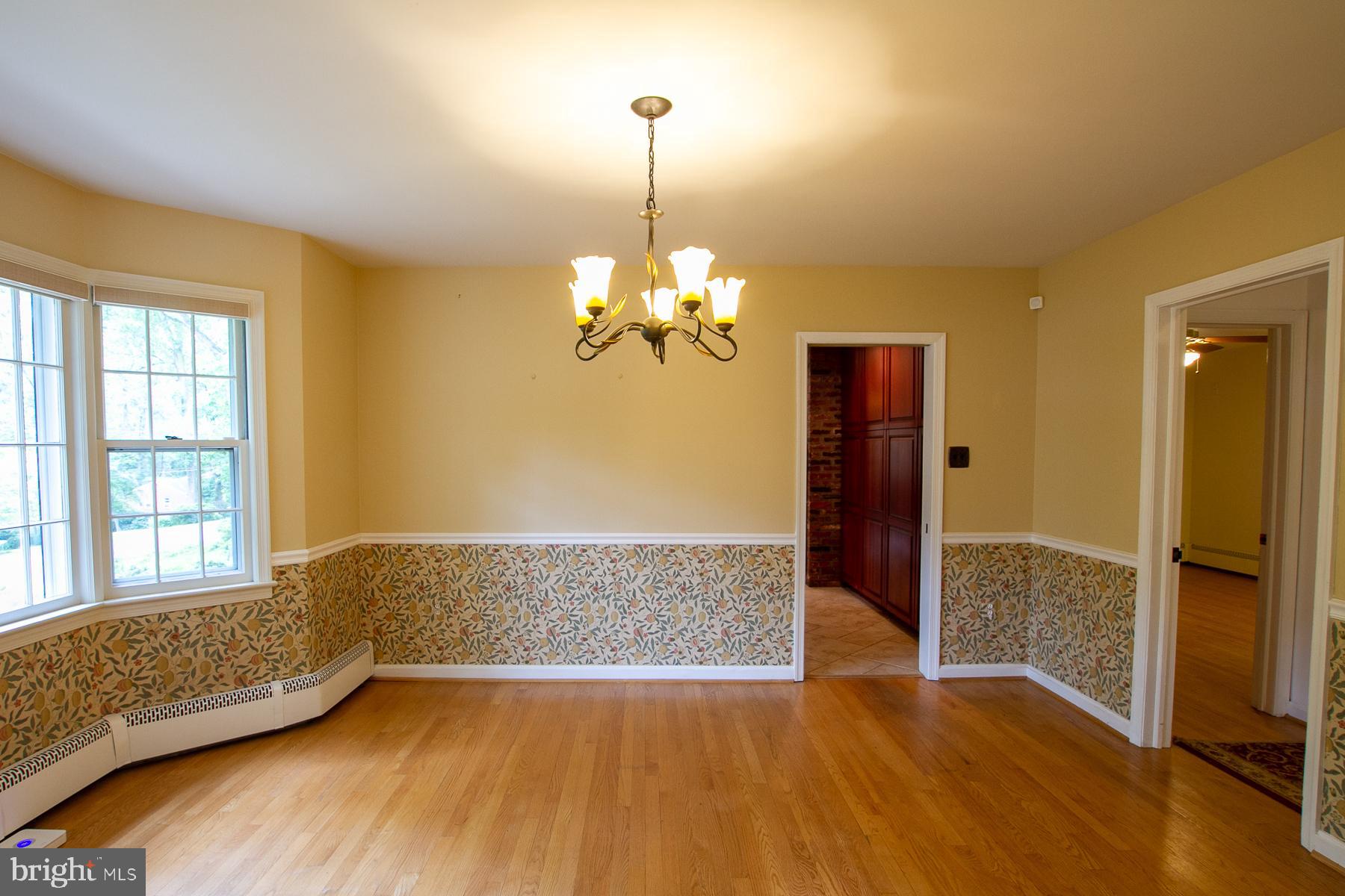 LAKE BARCROFT - Residential Lease