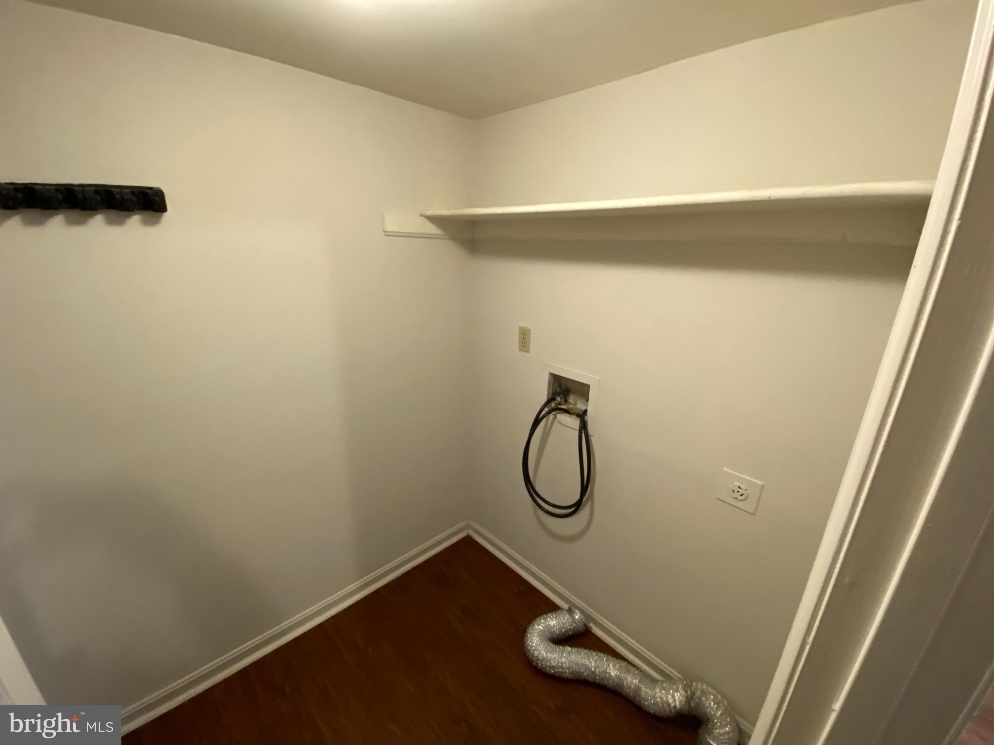 OLDE GREENWICH - Residential Lease