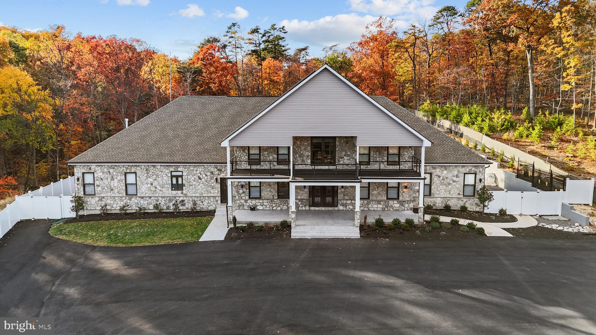 24035 NEW MOUNTAIN ROAD