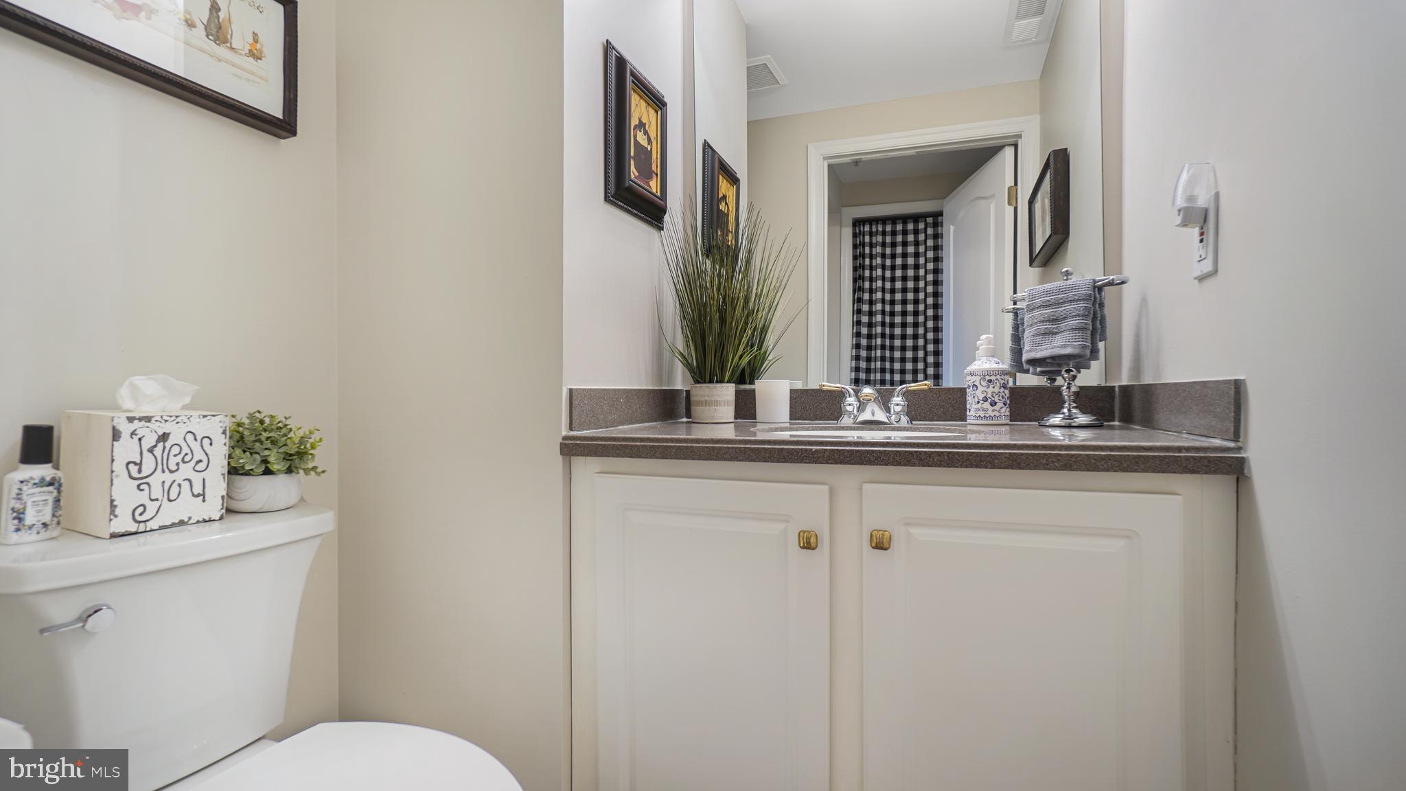 CHESAPEAKE HARBOUR - Residential