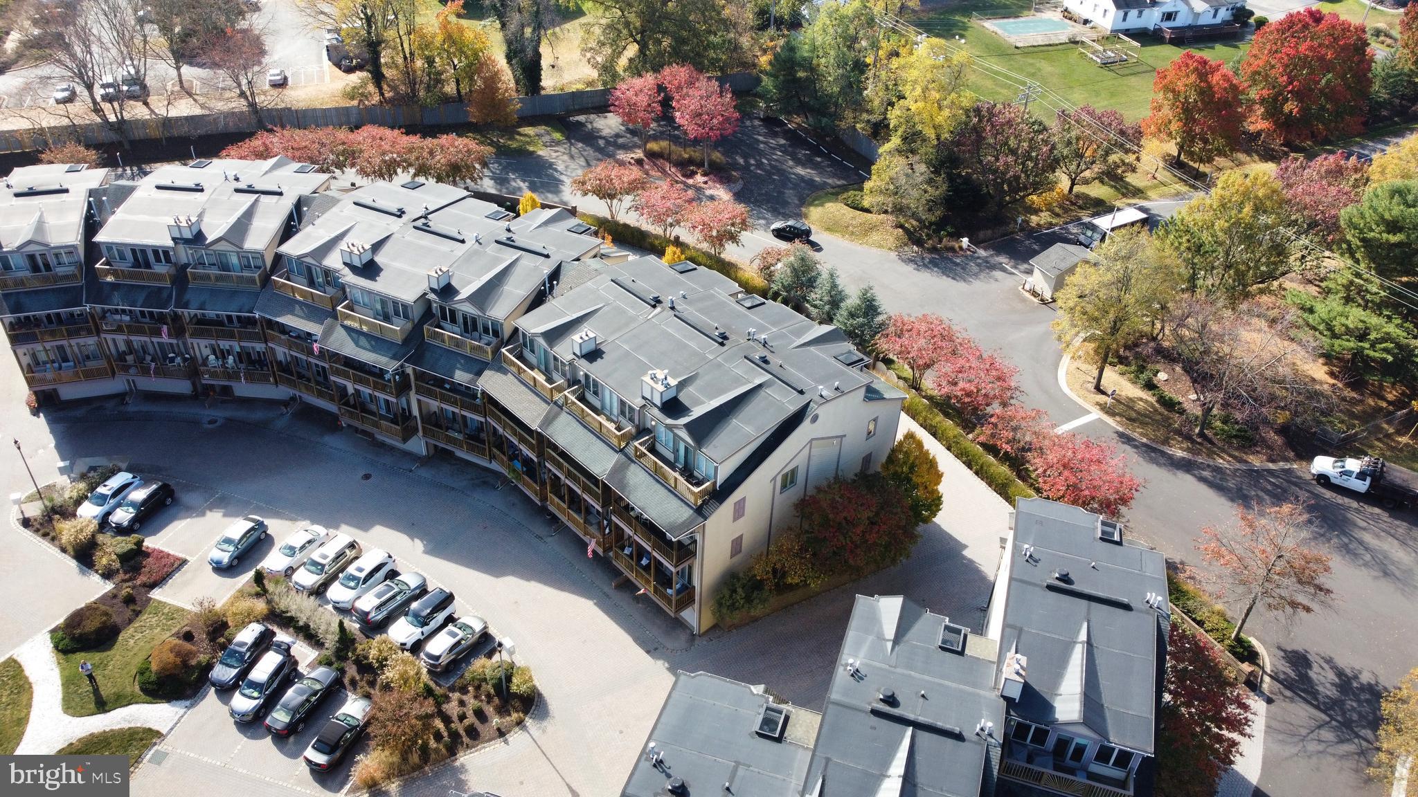 CHESAPEAKE HARBOUR - Residential