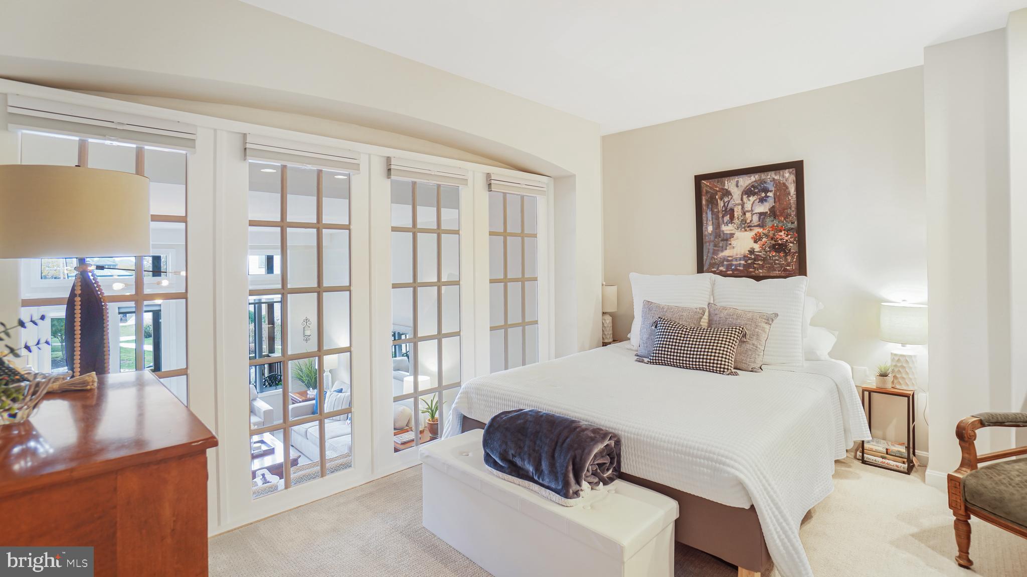 CHESAPEAKE HARBOUR - Residential