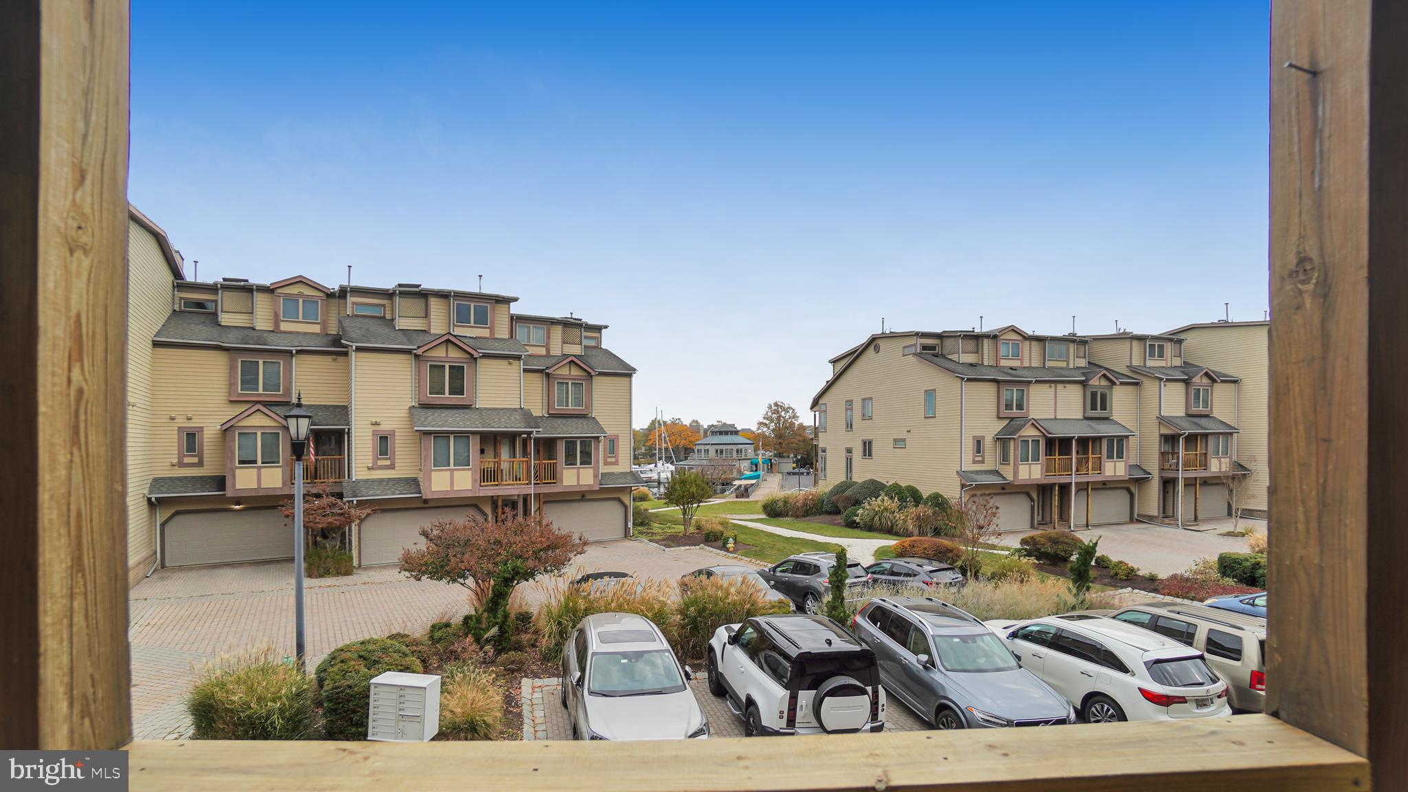 CHESAPEAKE HARBOUR - Residential