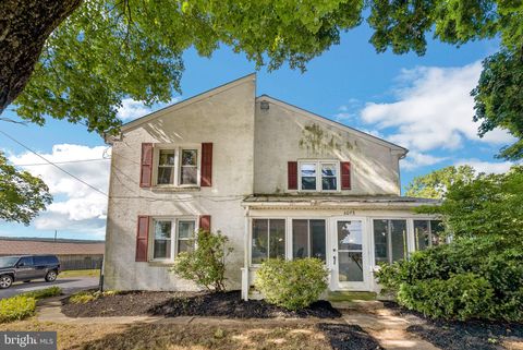 Photo of 6098 Old Philadelphia Pike, Gap, PA 17527 (MLS # PALA2052856)