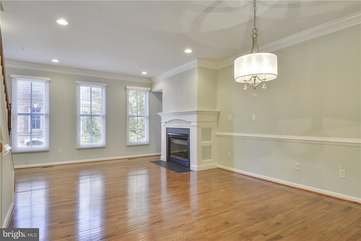 NORTH SHORE - Residential