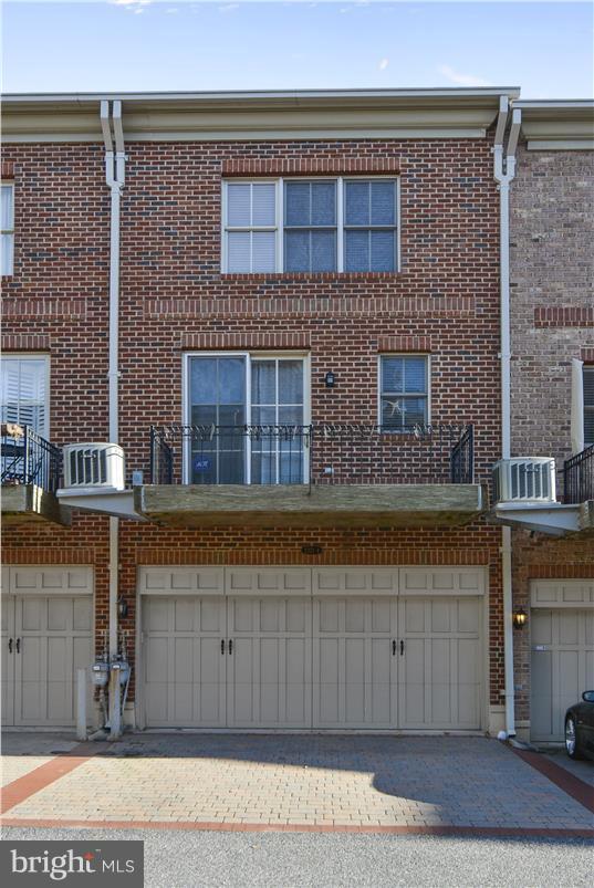 NORTH SHORE - Residential