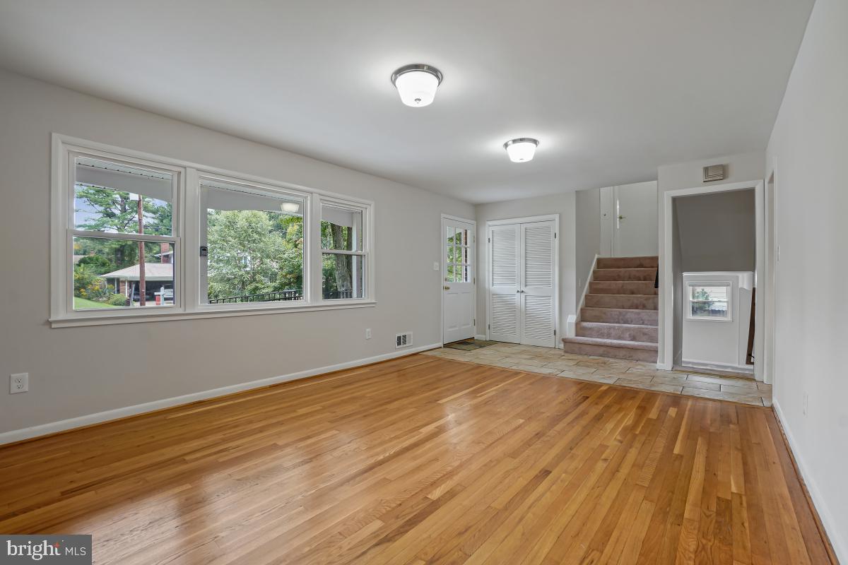 ROCK CREEK MANOR - Residential