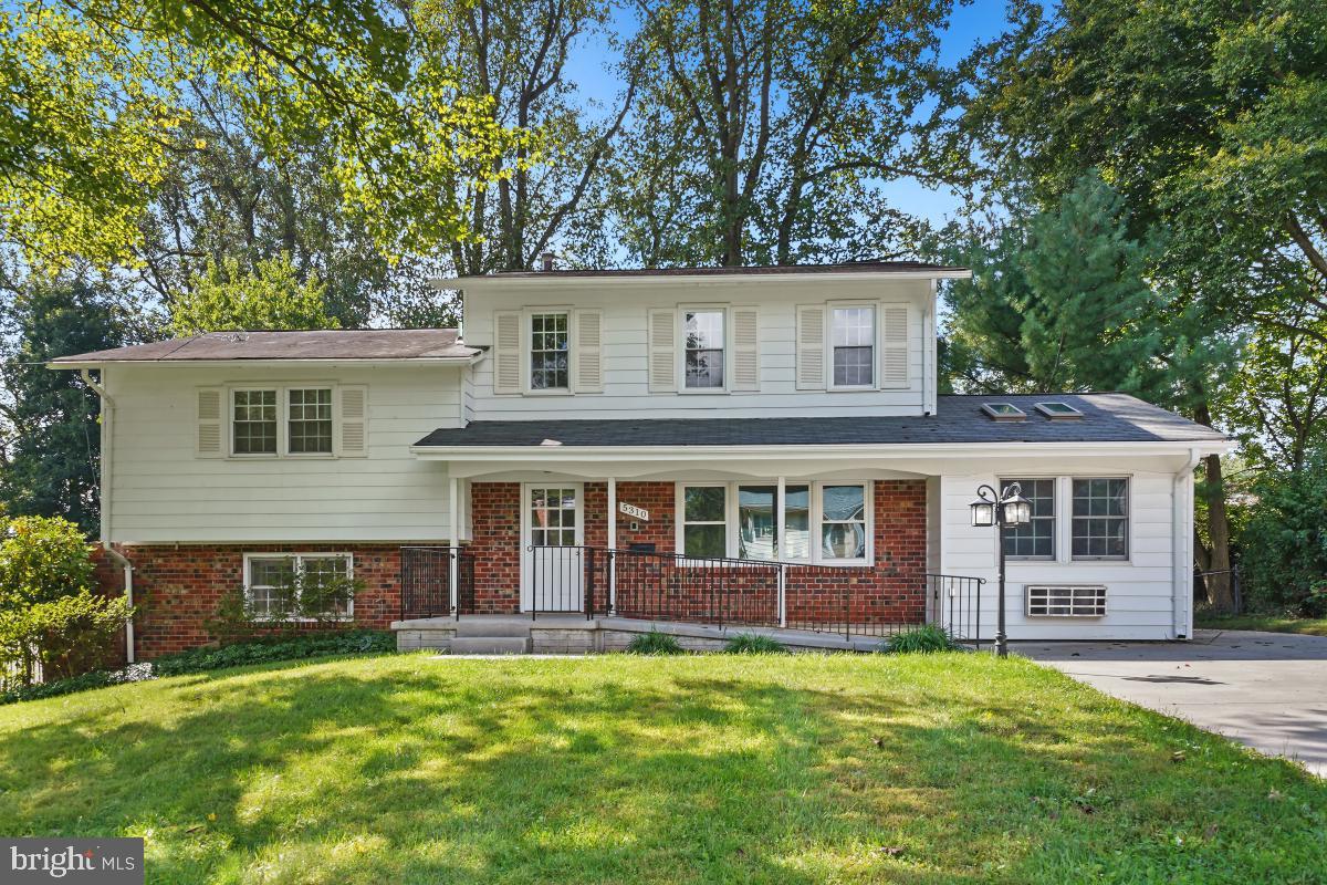 ROCK CREEK MANOR - Residential