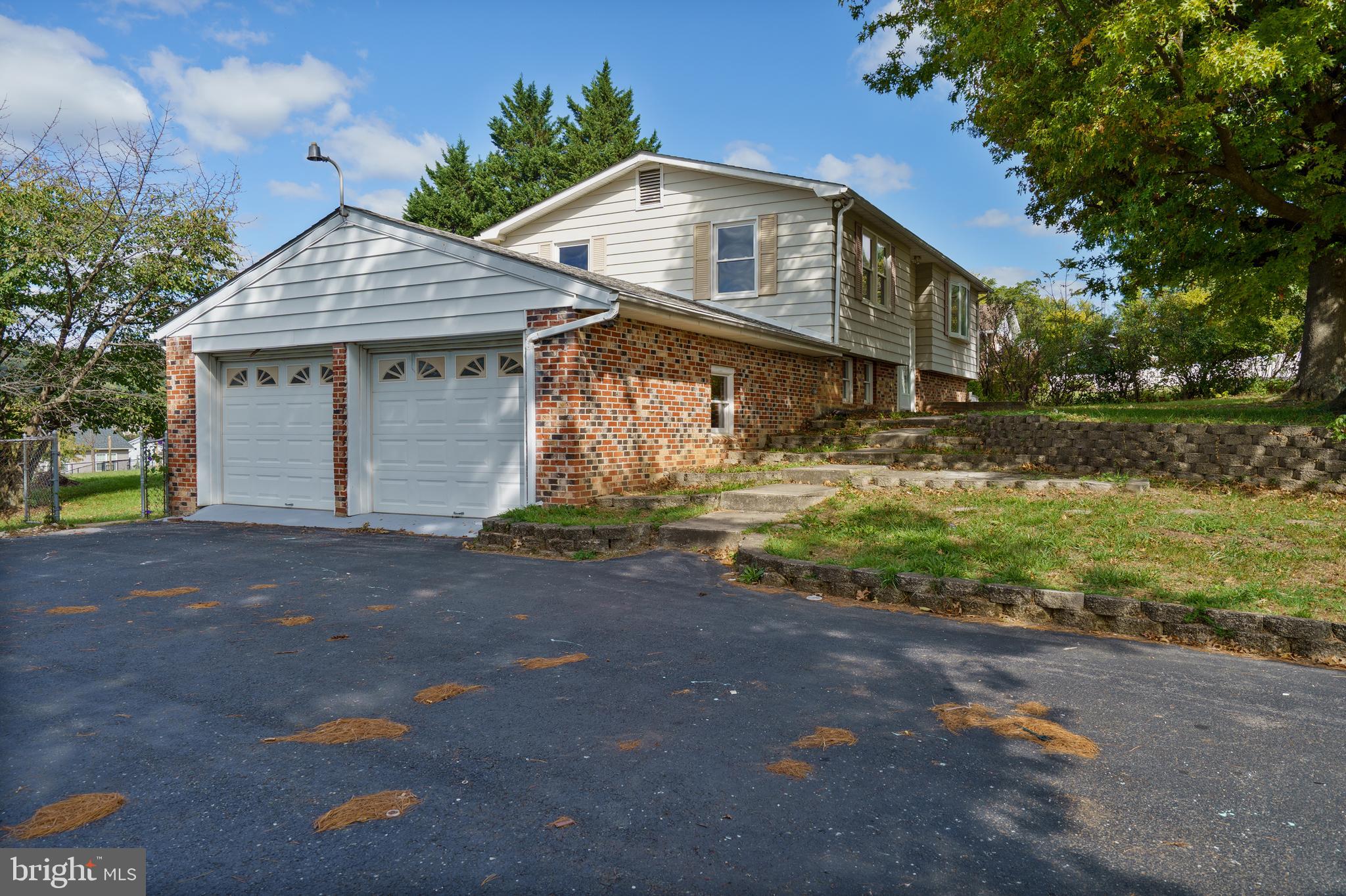 MARTINSBURG - Residential