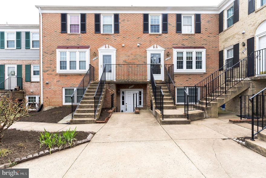This charming and well maintained condo features an open living and dining room area, with SS appliances and granite countertops. With many new upgrades, beautiful laminate flooring throughout, an in unit washer and dryer and more!! Conveniently located near shopping centers and only a few minutes away from Dulles Airport you will want to call this place home.