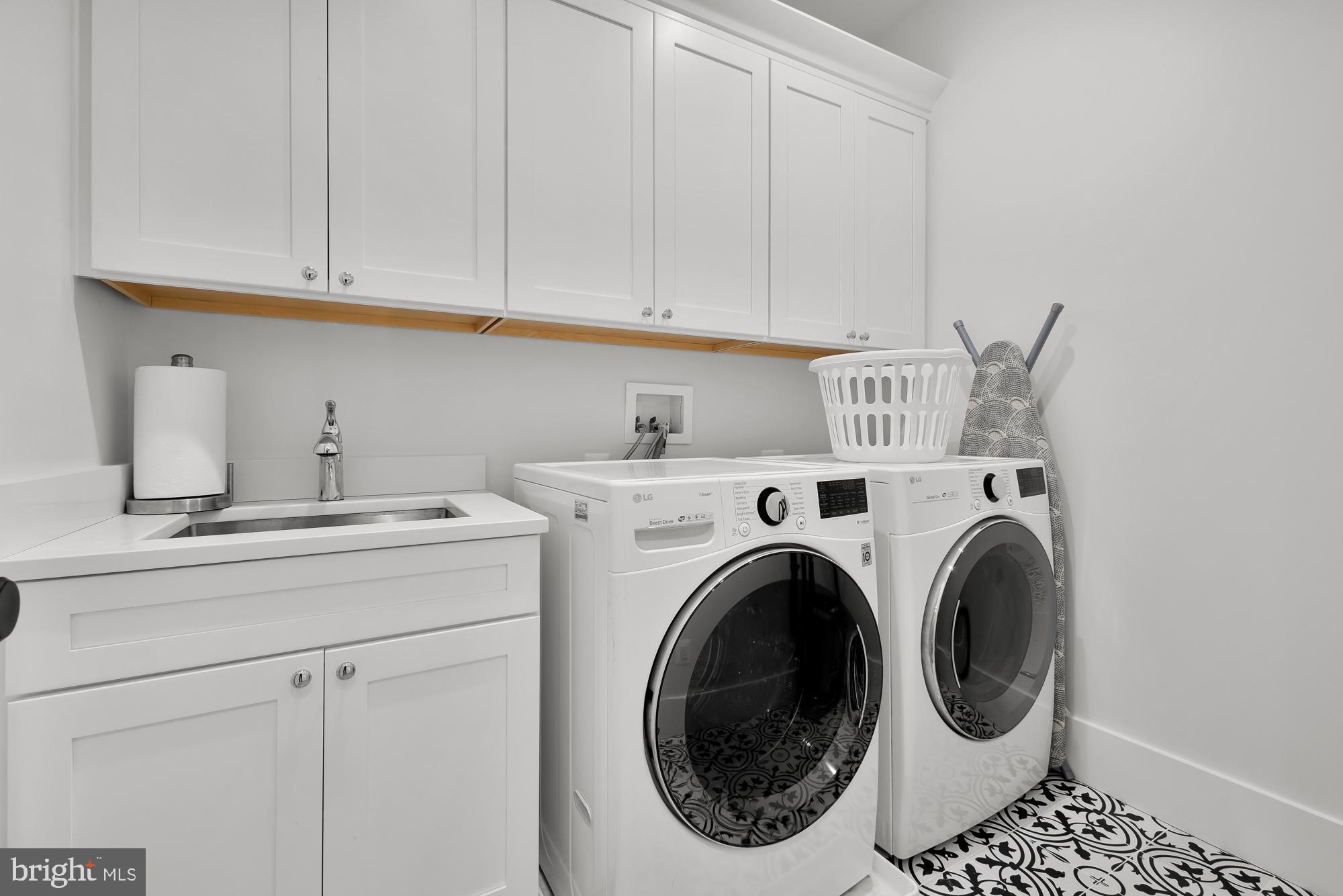 WESTBORO - Residential