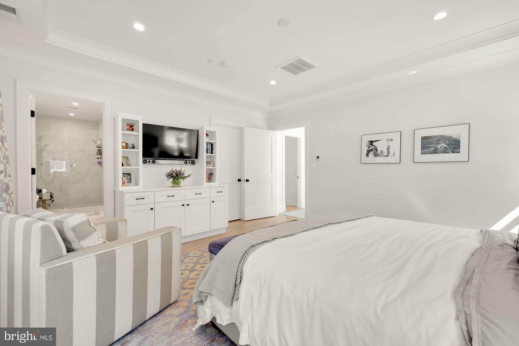 WESTBORO - Residential