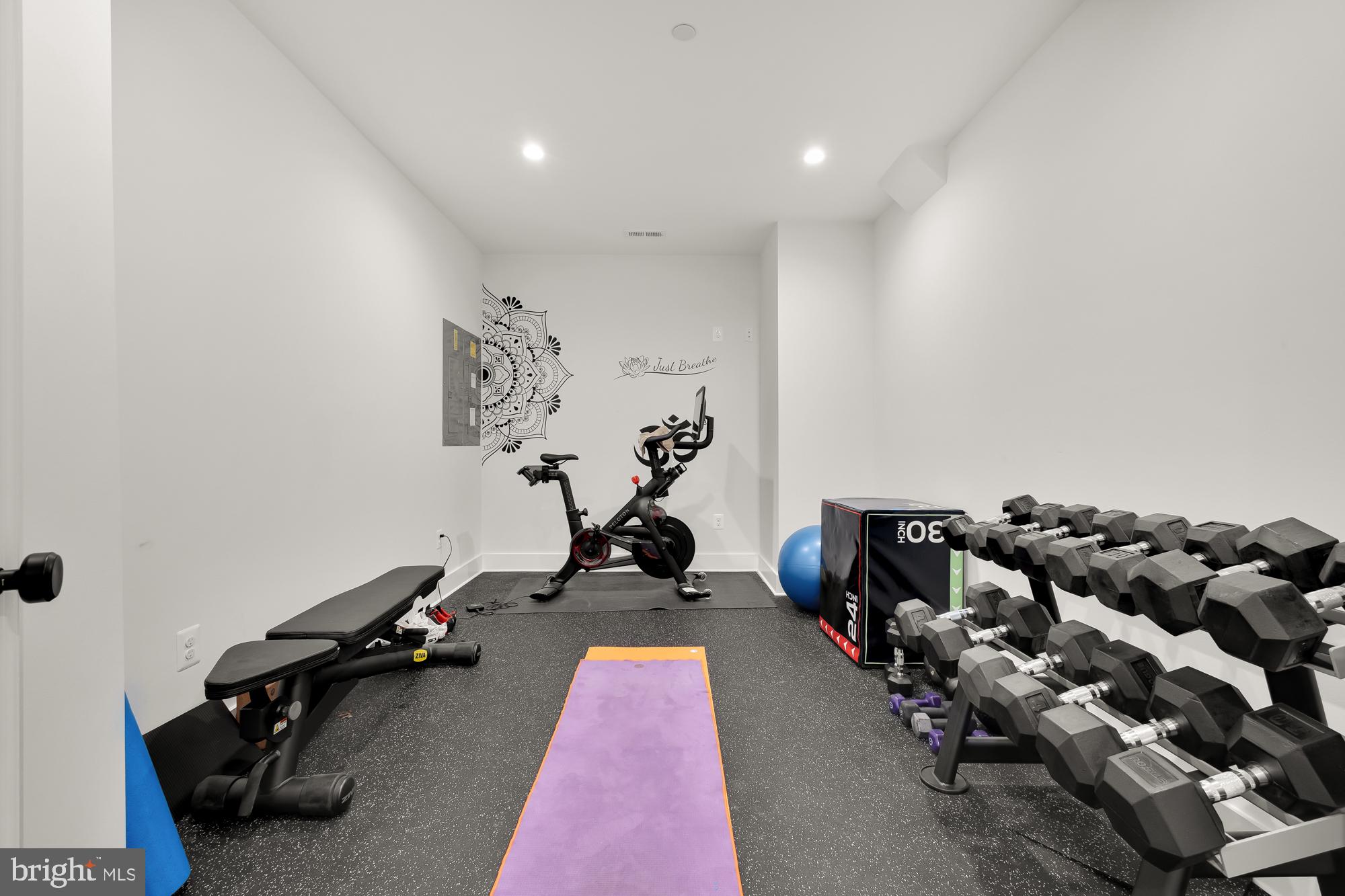 WESTBORO - Residential