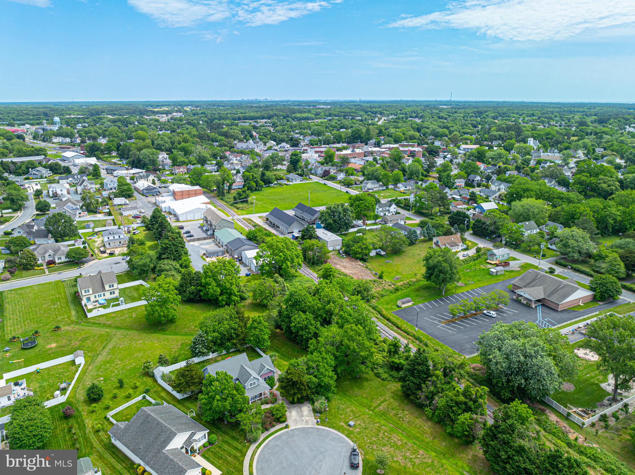 HENRYS MILL - Residential