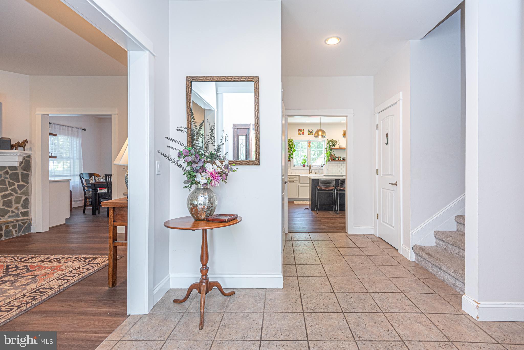 HENRYS MILL - Residential