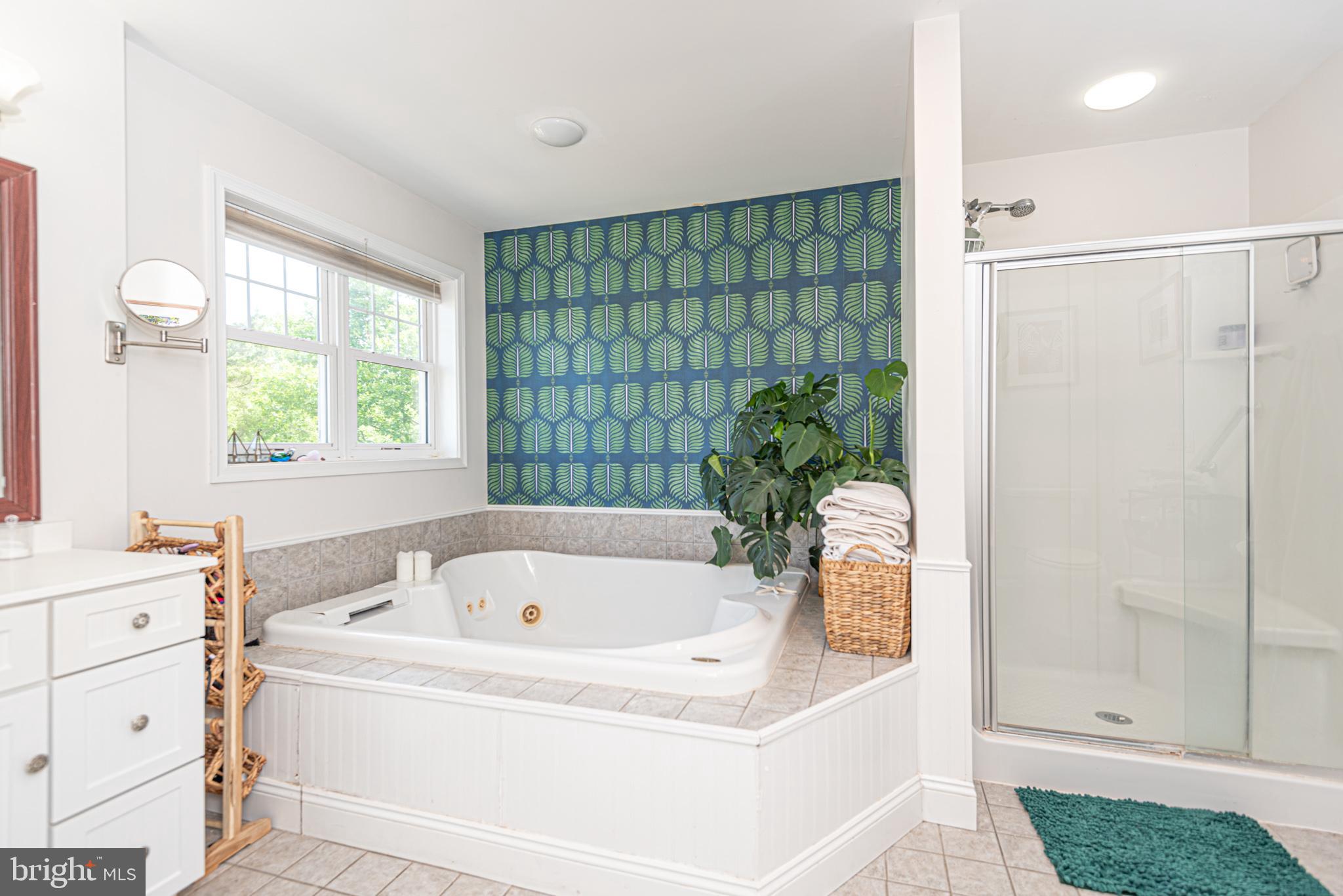 HENRYS MILL - Residential