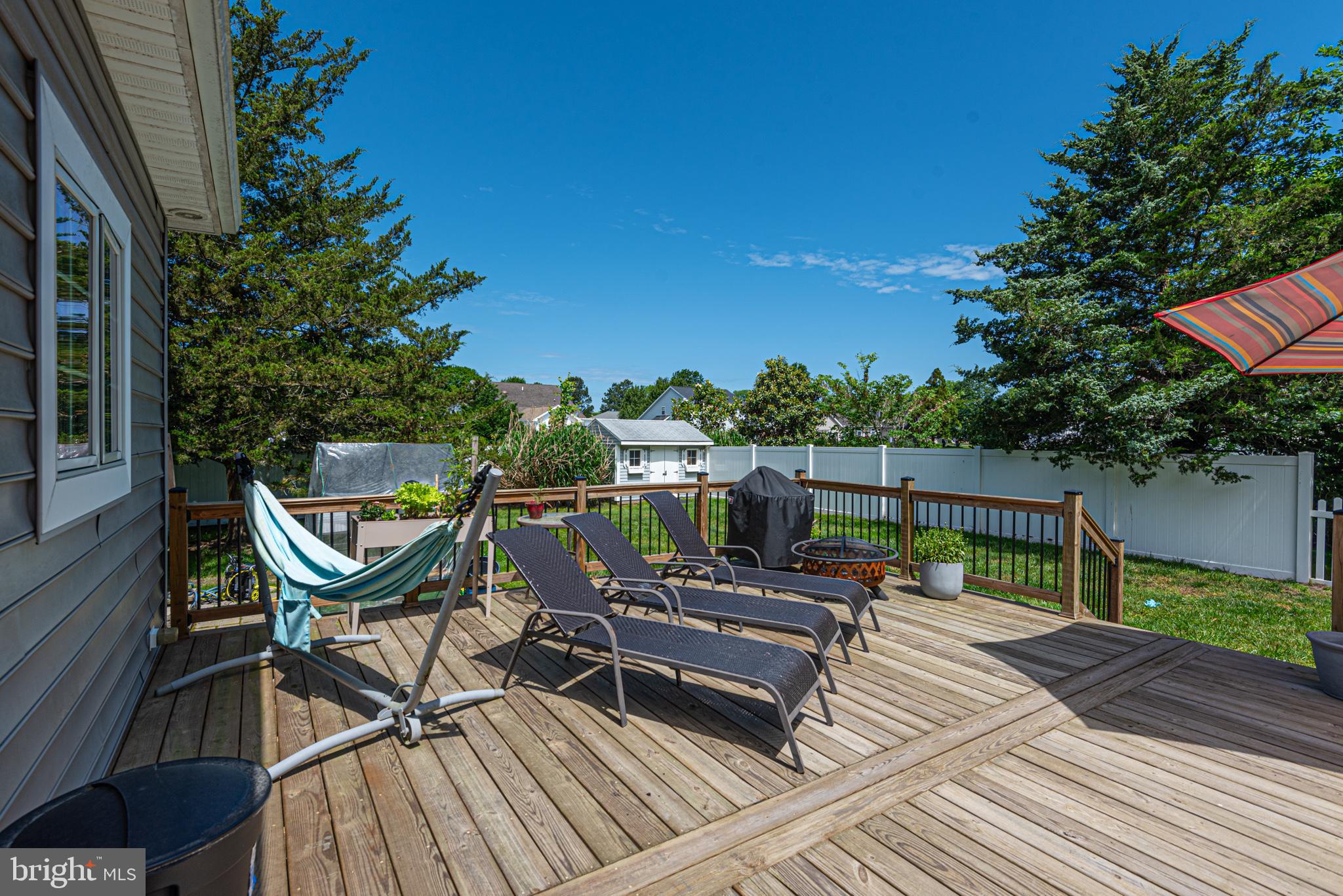 HENRYS MILL - Residential