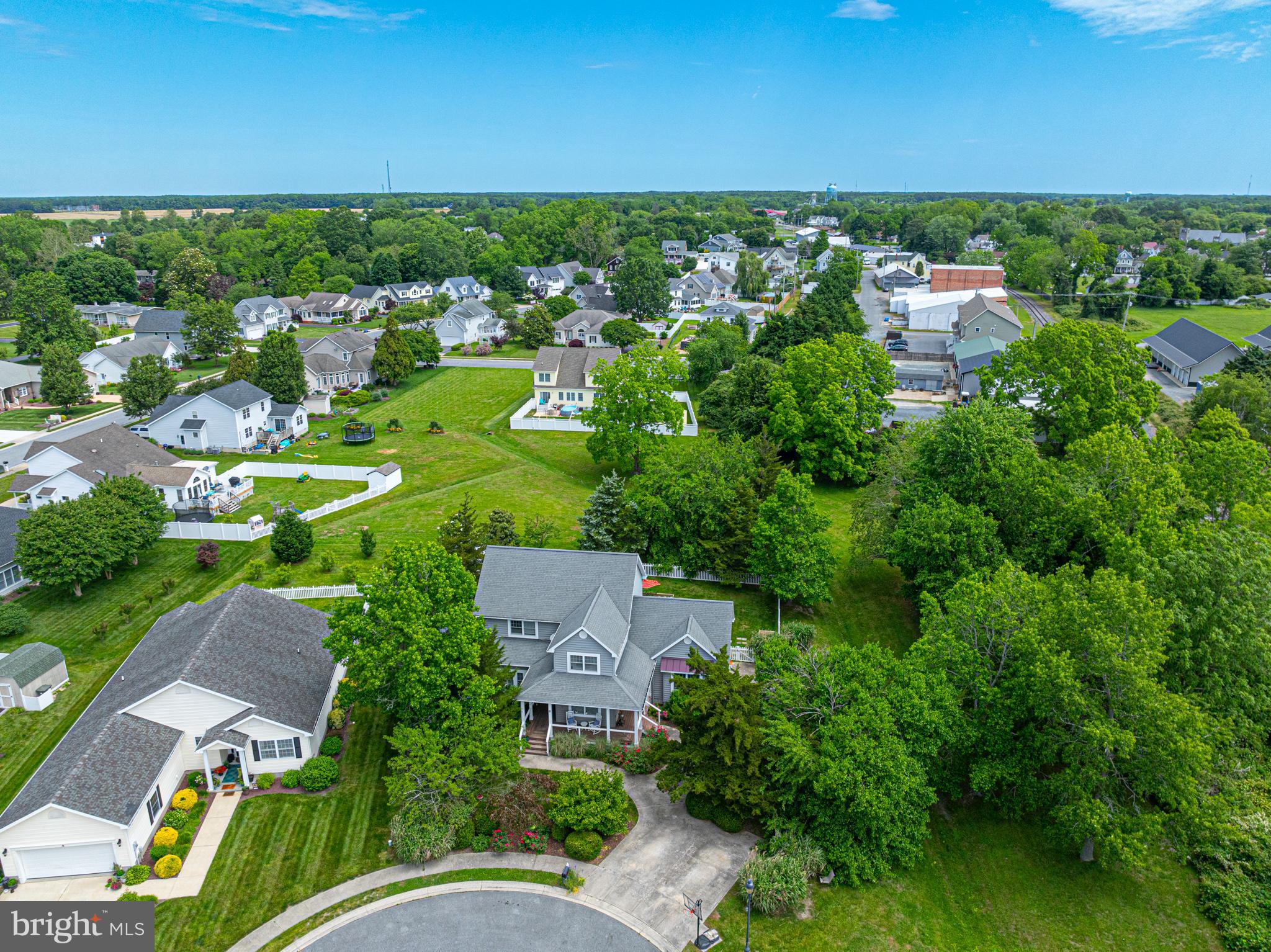 HENRYS MILL - Residential