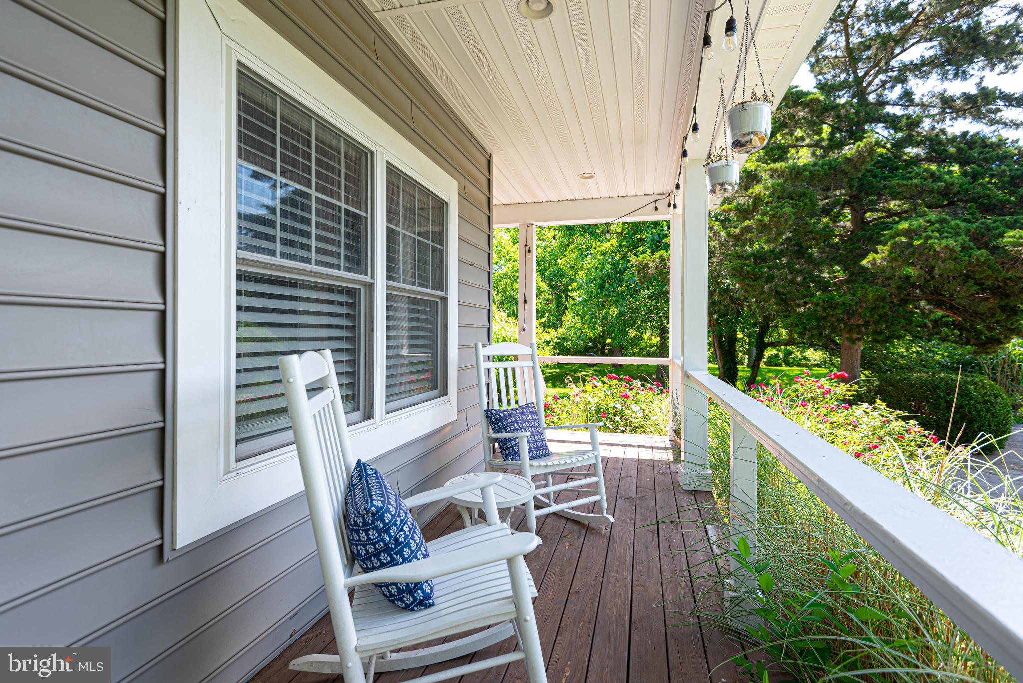 HENRYS MILL - Residential