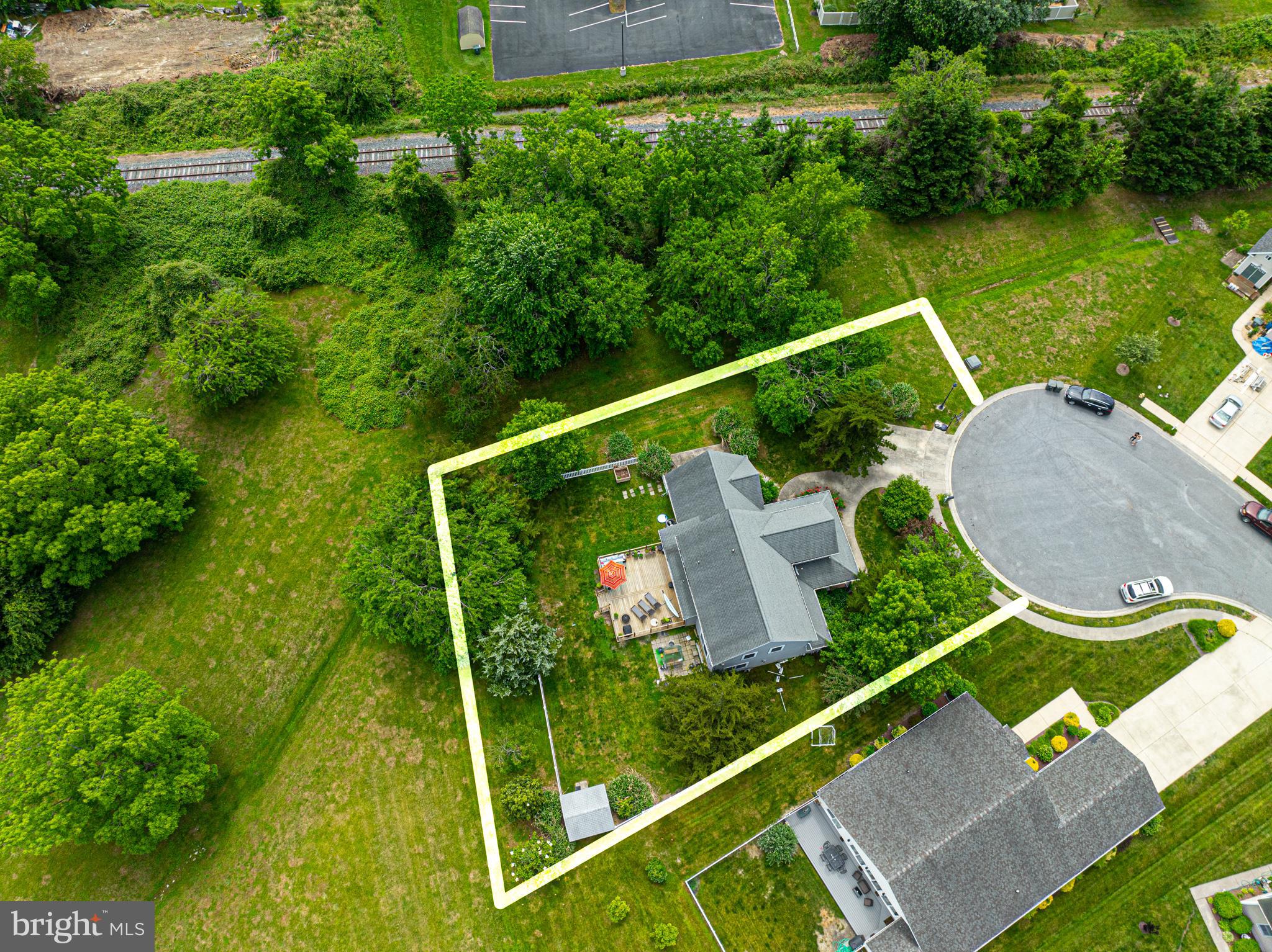 HENRYS MILL - Residential