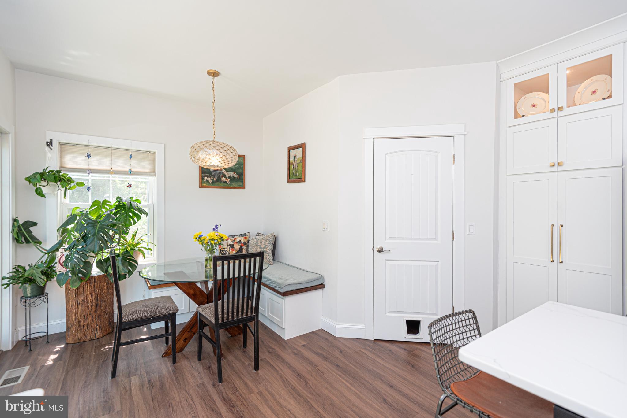 HENRYS MILL - Residential