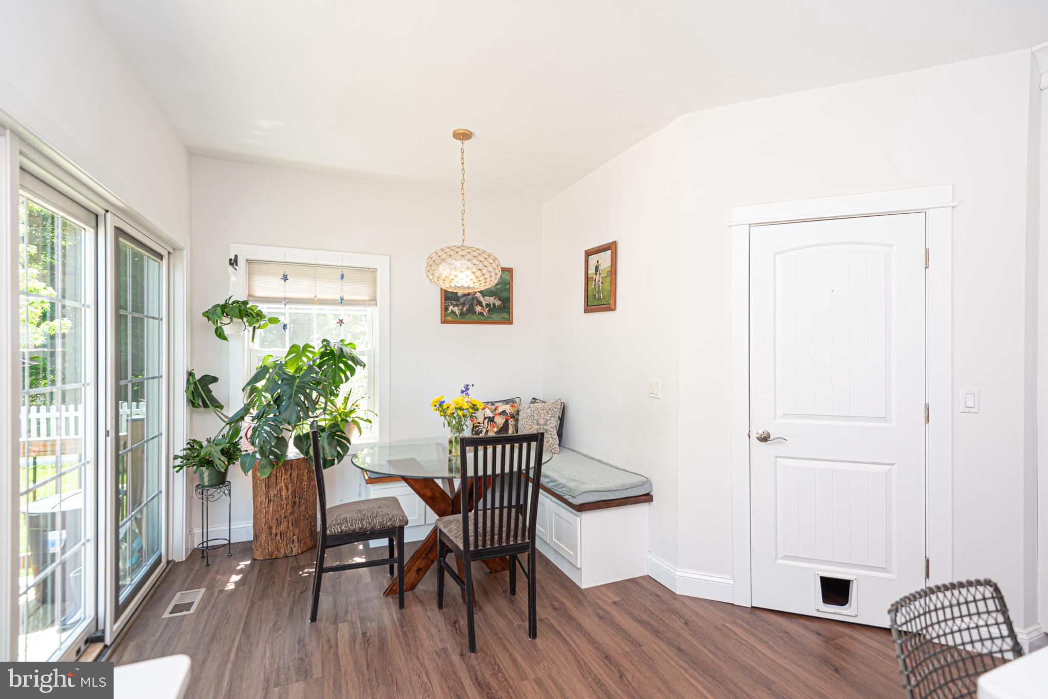 HENRYS MILL - Residential