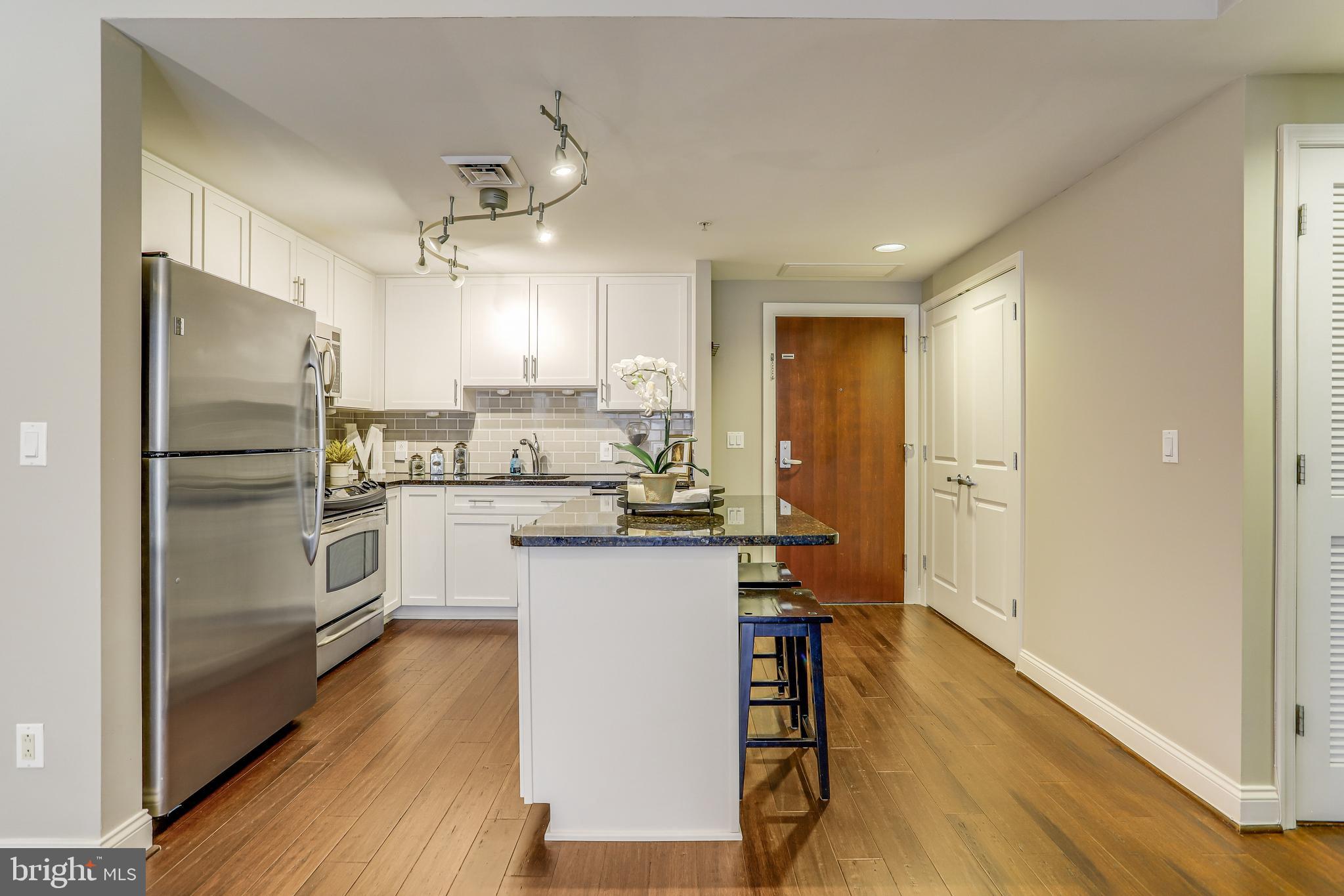 1020 N HIGHLAND STREET 407